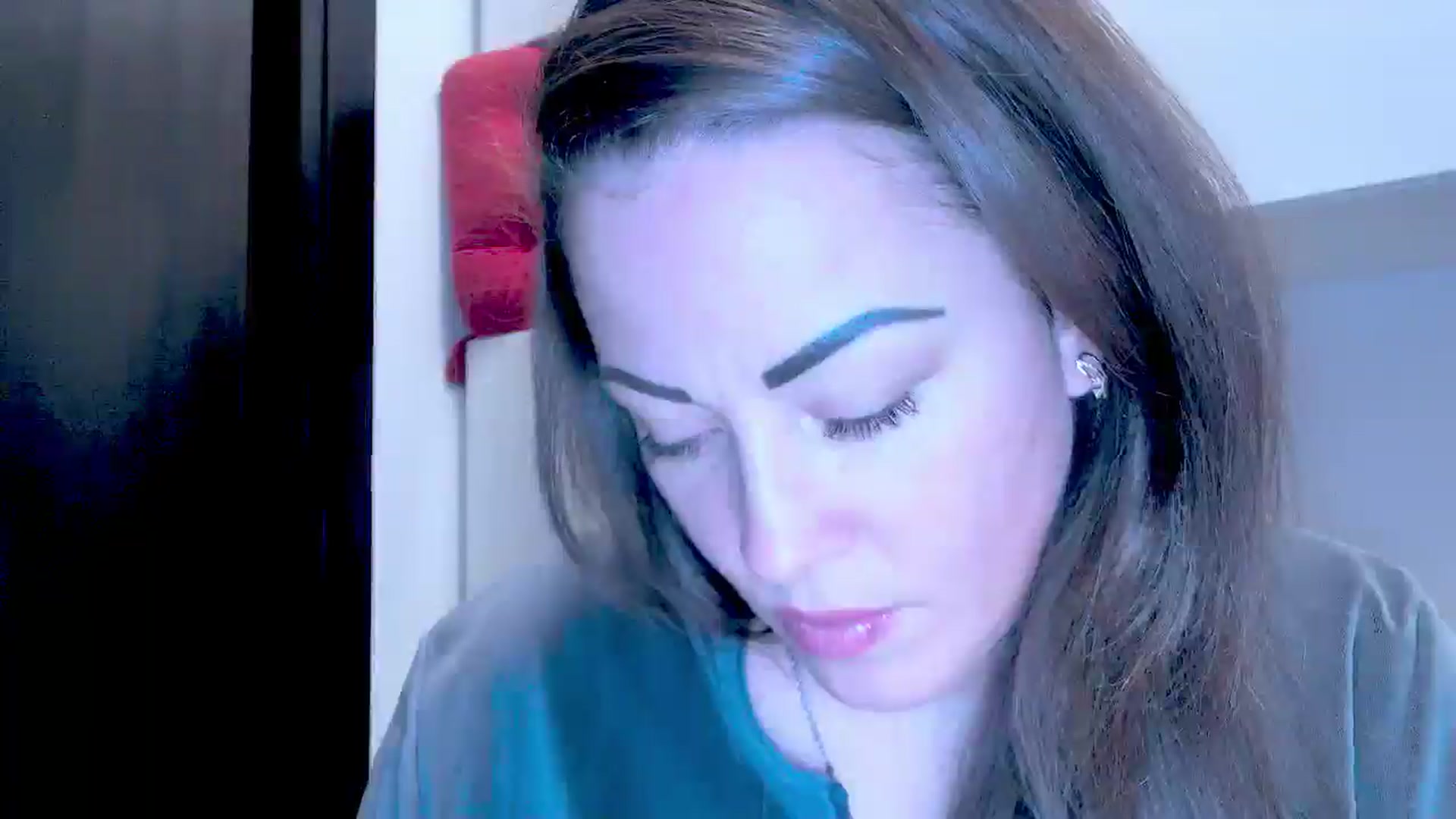 Gallery image thumbnail from Mrsfoxy's myfreecams stream on, 10/16/2025, 14:22 image 11 of 20