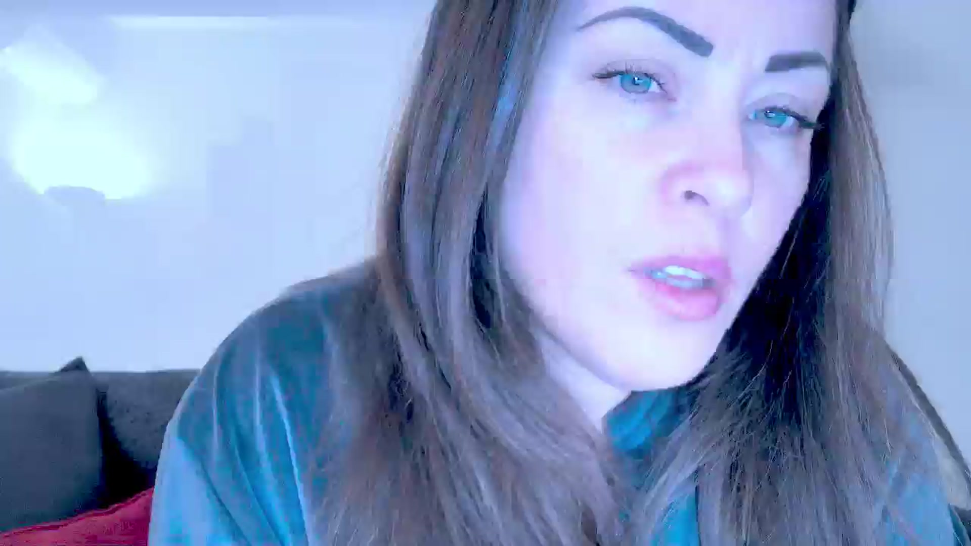Gallery image thumbnail from Mrsfoxy's myfreecams stream on, 10/16/2025, 15:28 image 18 of 20