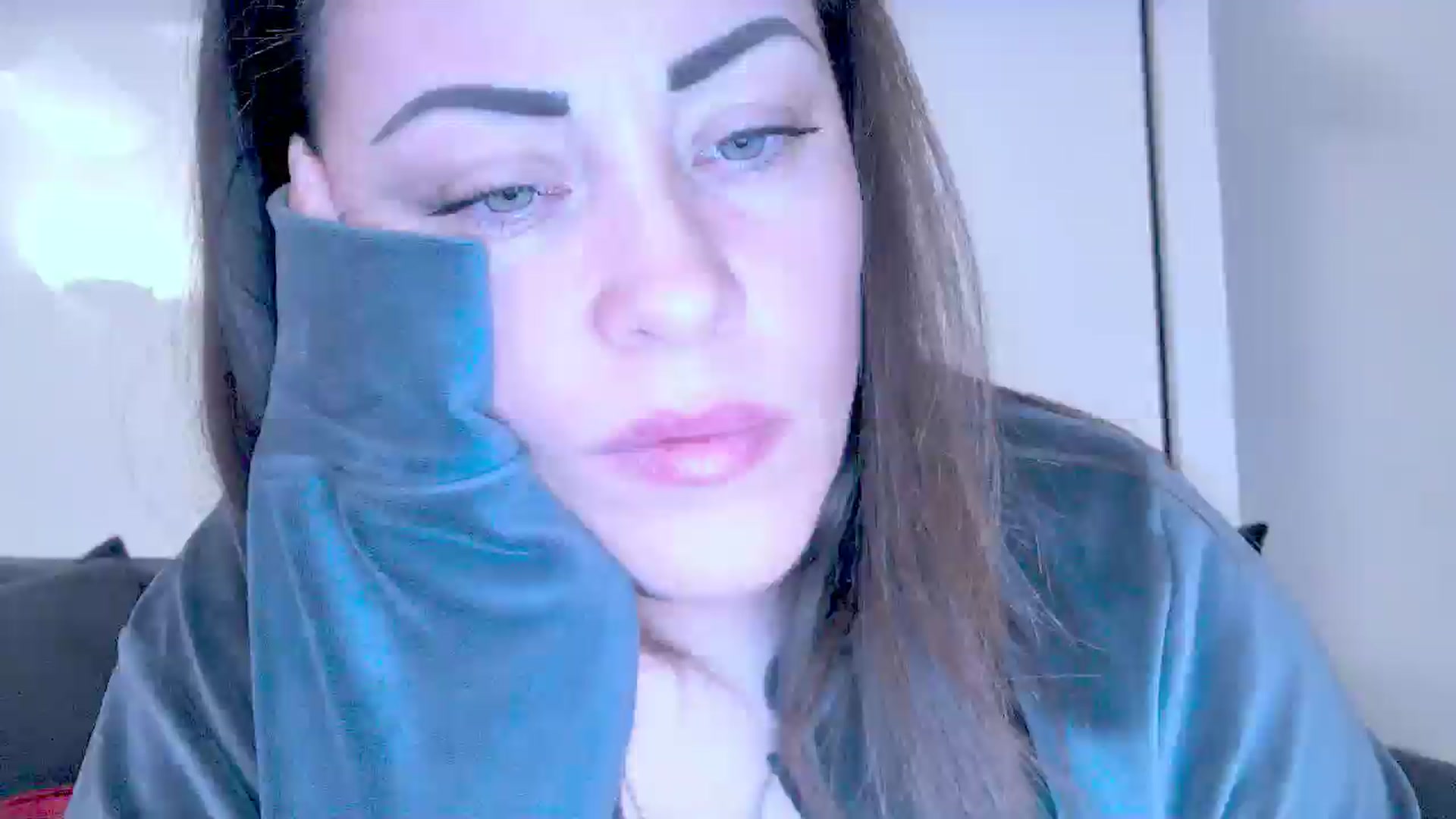 Gallery image thumbnail from Mrsfoxy's myfreecams stream on, 10/16/2025, 15:28 image 9 of 20