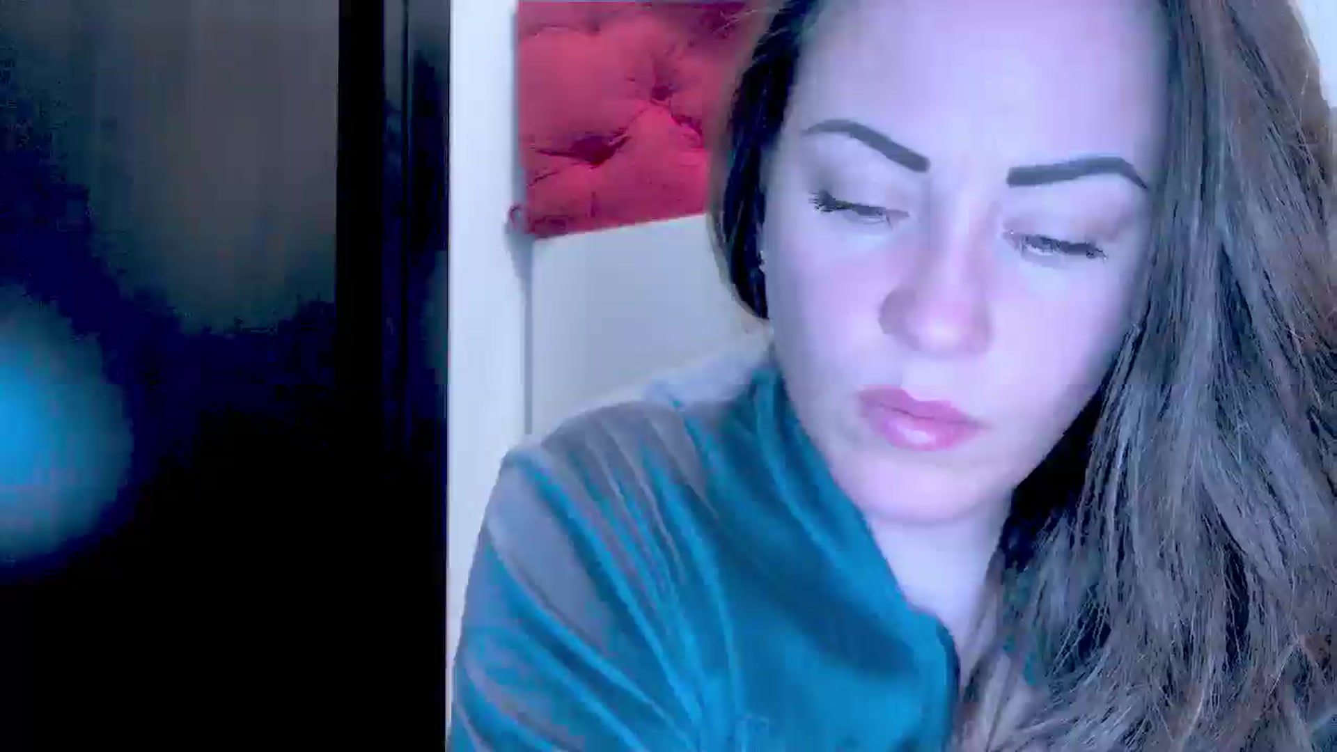 Gallery image thumbnail from Mrsfoxy's myfreecams stream on, 10/20/2025, 15:25 image 19 of 20