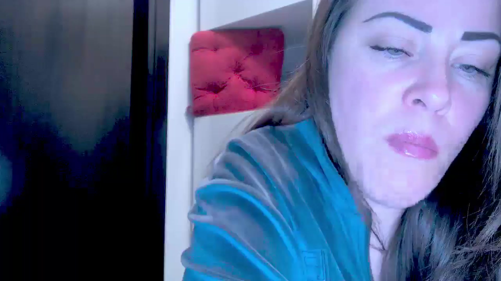 Gallery image thumbnail from Mrsfoxy's myfreecams stream on, 10/20/2025, 15:25 image 7 of 20