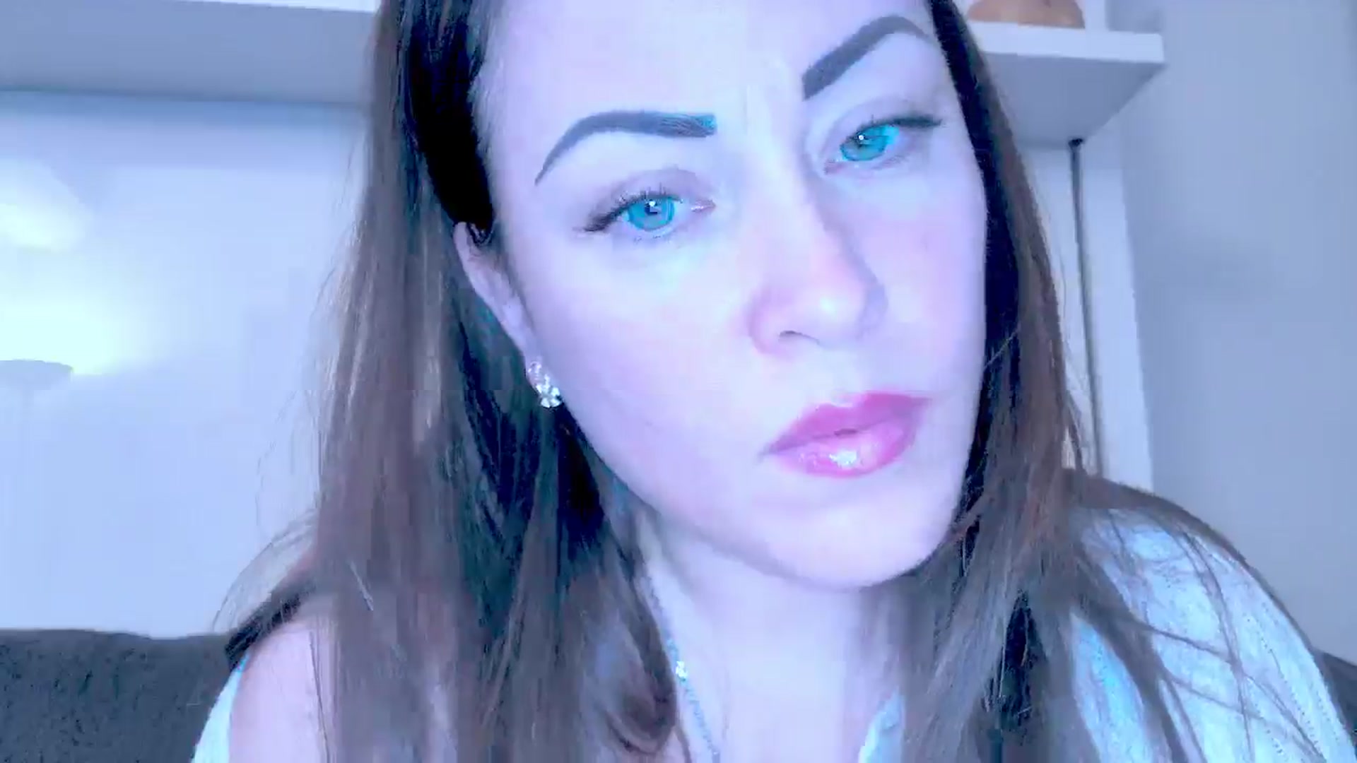 Gallery image thumbnail from Mrsfoxy's myfreecams stream on, 10/28/2025, 15:29 image 12 of 20