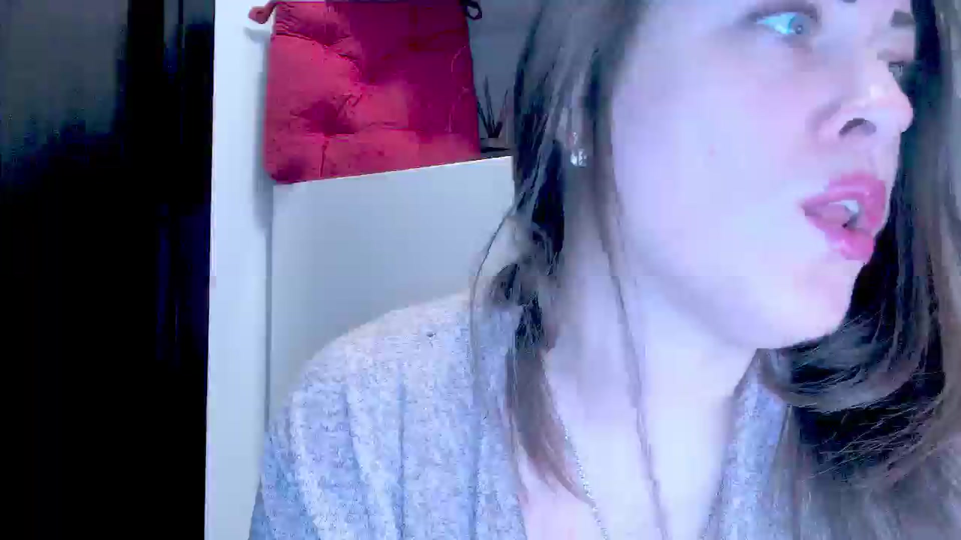 Gallery image thumbnail from Mrsfoxy's myfreecams stream on, 10/31/2025, 15:19 image 5 of 20