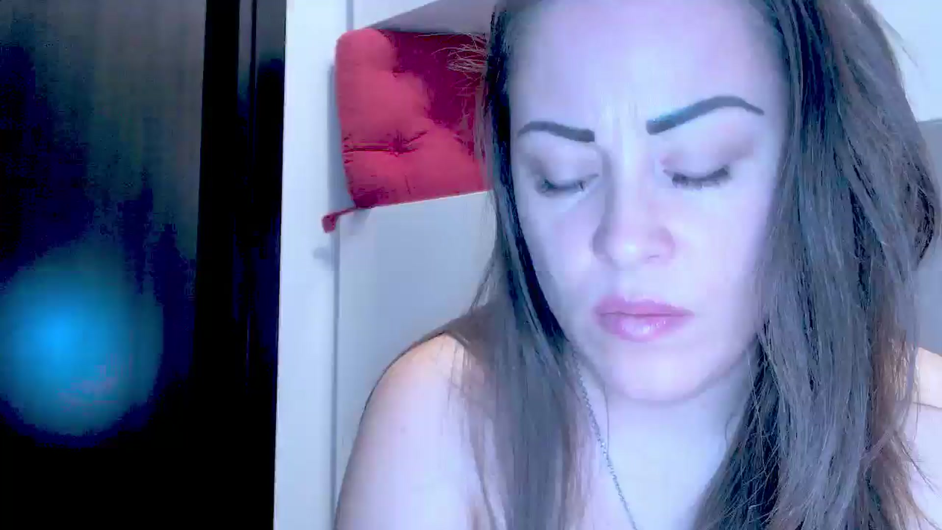 Gallery image thumbnail from Mrsfoxy's myfreecams stream on, 11/03/2025, 16:29 image 12 of 20