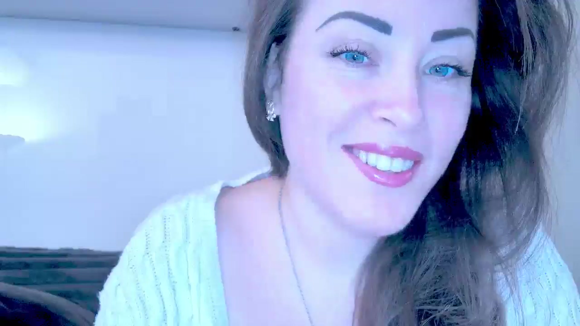 Gallery image thumbnail from Mrsfoxy's myfreecams stream on, 11/06/2025, 12:49 image 2 of 20
