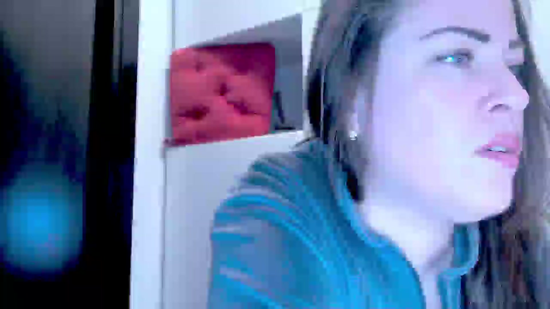 Gallery image thumbnail from Mrsfoxy's myfreecams stream on, 11/10/2025, 16:33 image 12 of 20