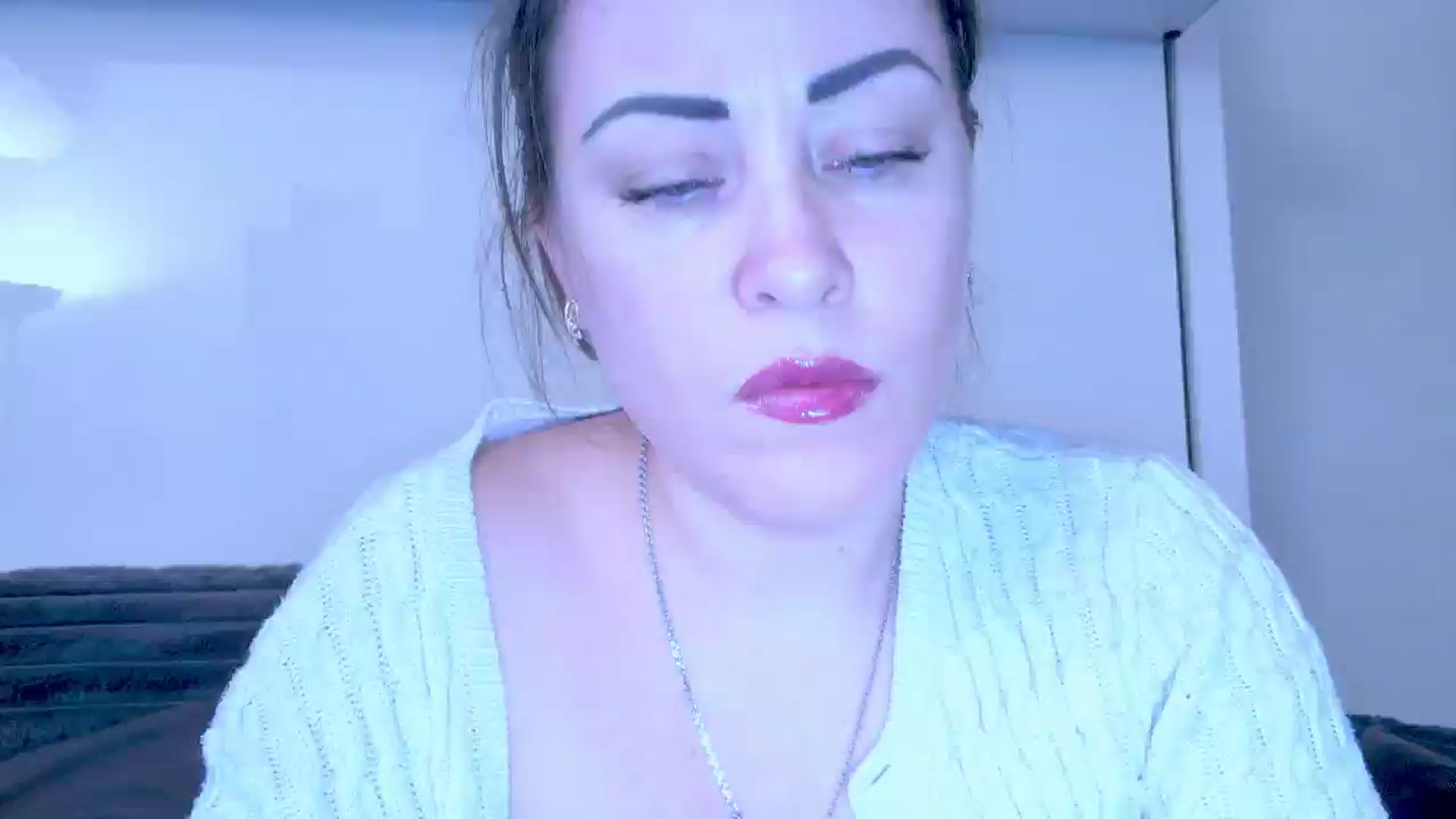 Gallery image thumbnail from Mrsfoxy's myfreecams stream on, 11/12/2025, 15:08 image 1 of 20