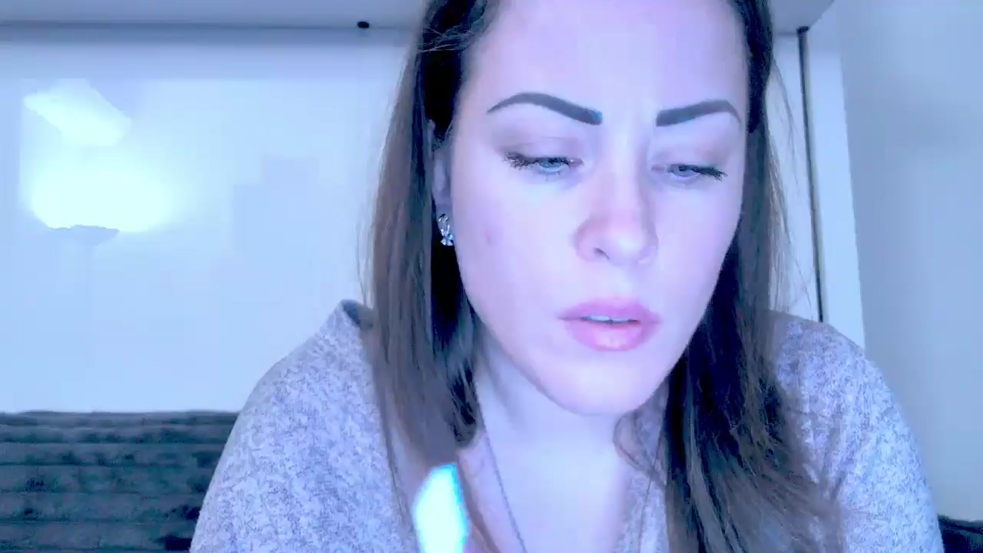 Gallery image thumbnail from Mrsfoxy's myfreecams stream on, 11/18/2025, 16:11 image 12 of 20
