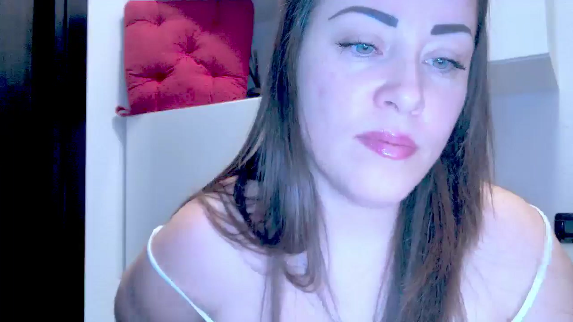 Gallery image thumbnail from Mrsfoxy's myfreecams stream on, 11/20/2025, 15:30 image 11 of 20