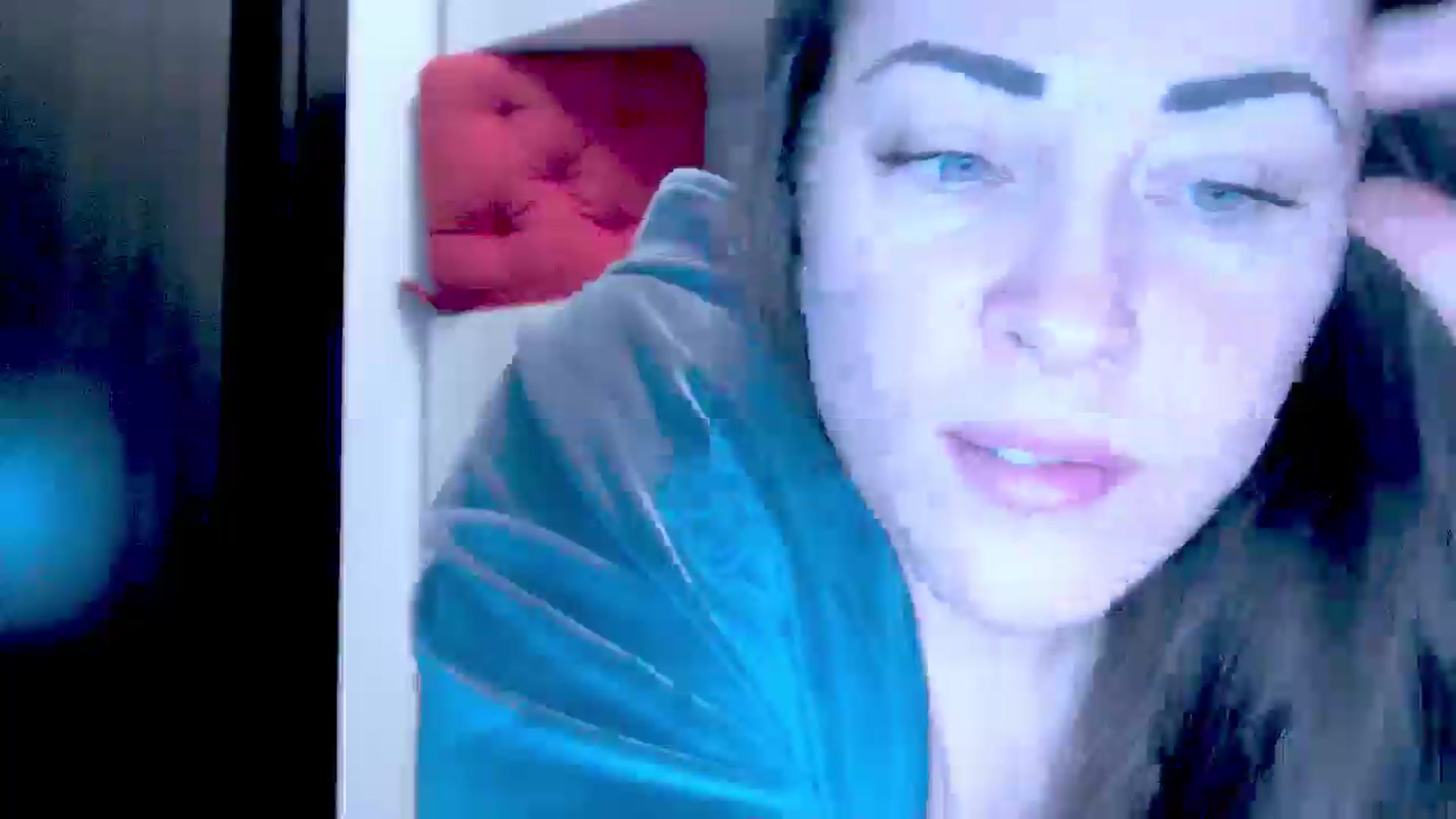 Gallery image thumbnail from Mrsfoxy's myfreecams stream on, 11/27/2025, 16:41 image 10 of 20