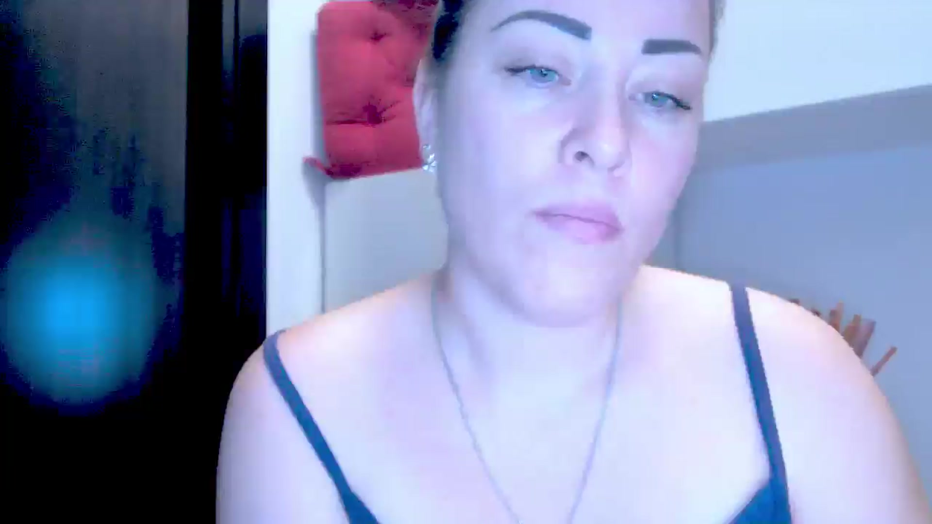 Gallery image thumbnail from Mrsfoxy's myfreecams stream on, 11/27/2025, 16:41 image 18 of 20
