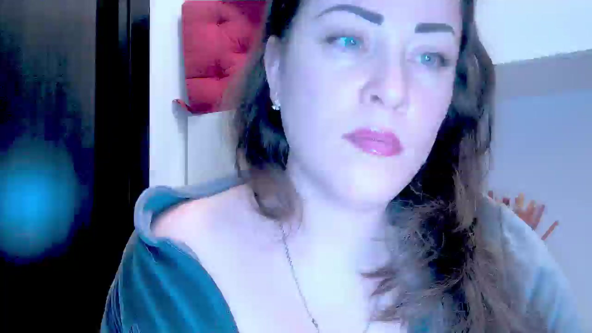 Gallery image thumbnail from Mrsfoxy's myfreecams stream on, 11/27/2025, 16:41 image 6 of 20