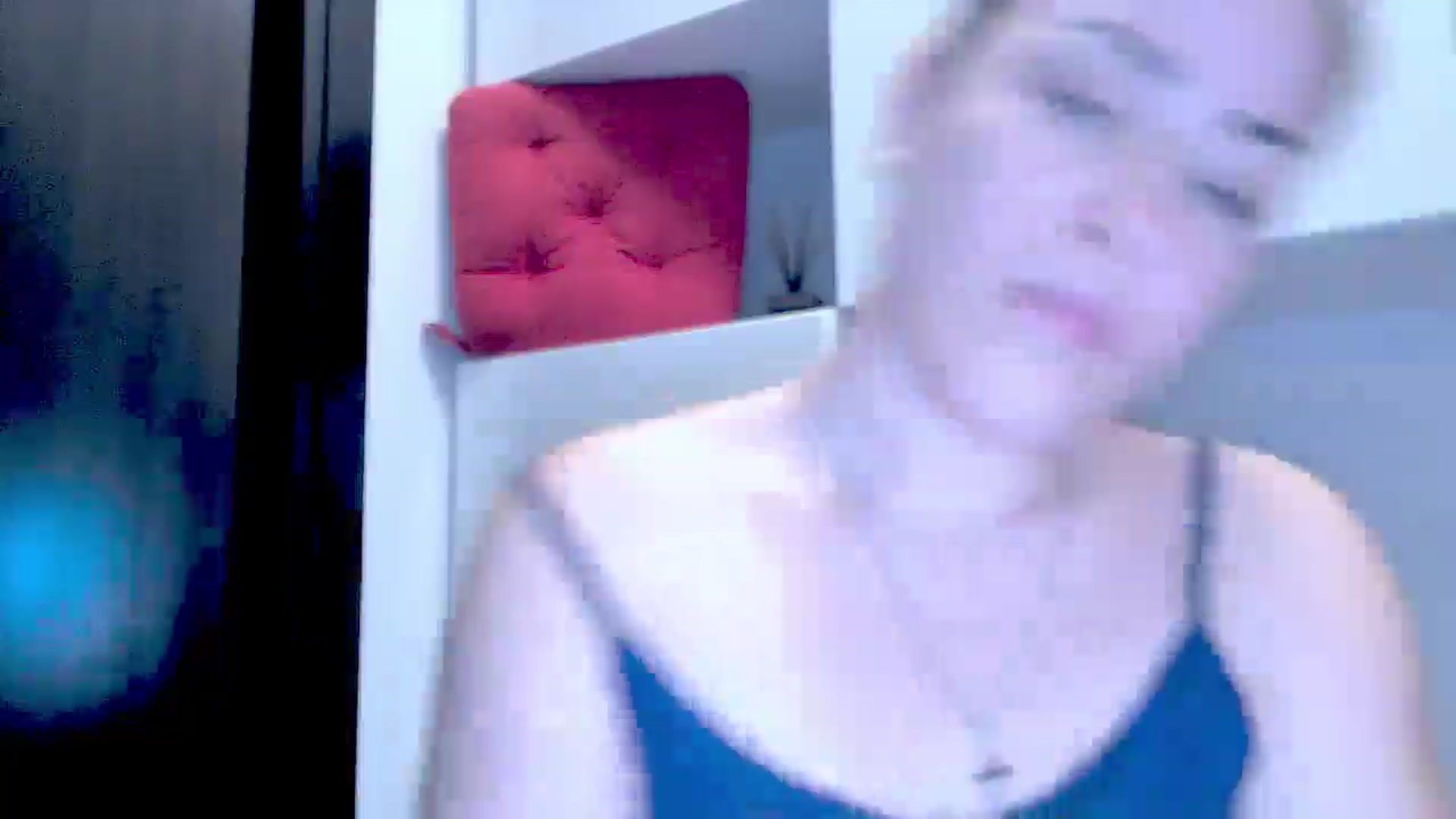 Gallery image thumbnail from Mrsfoxy's myfreecams stream on, 11/27/2025, 16:41 image 16 of 20