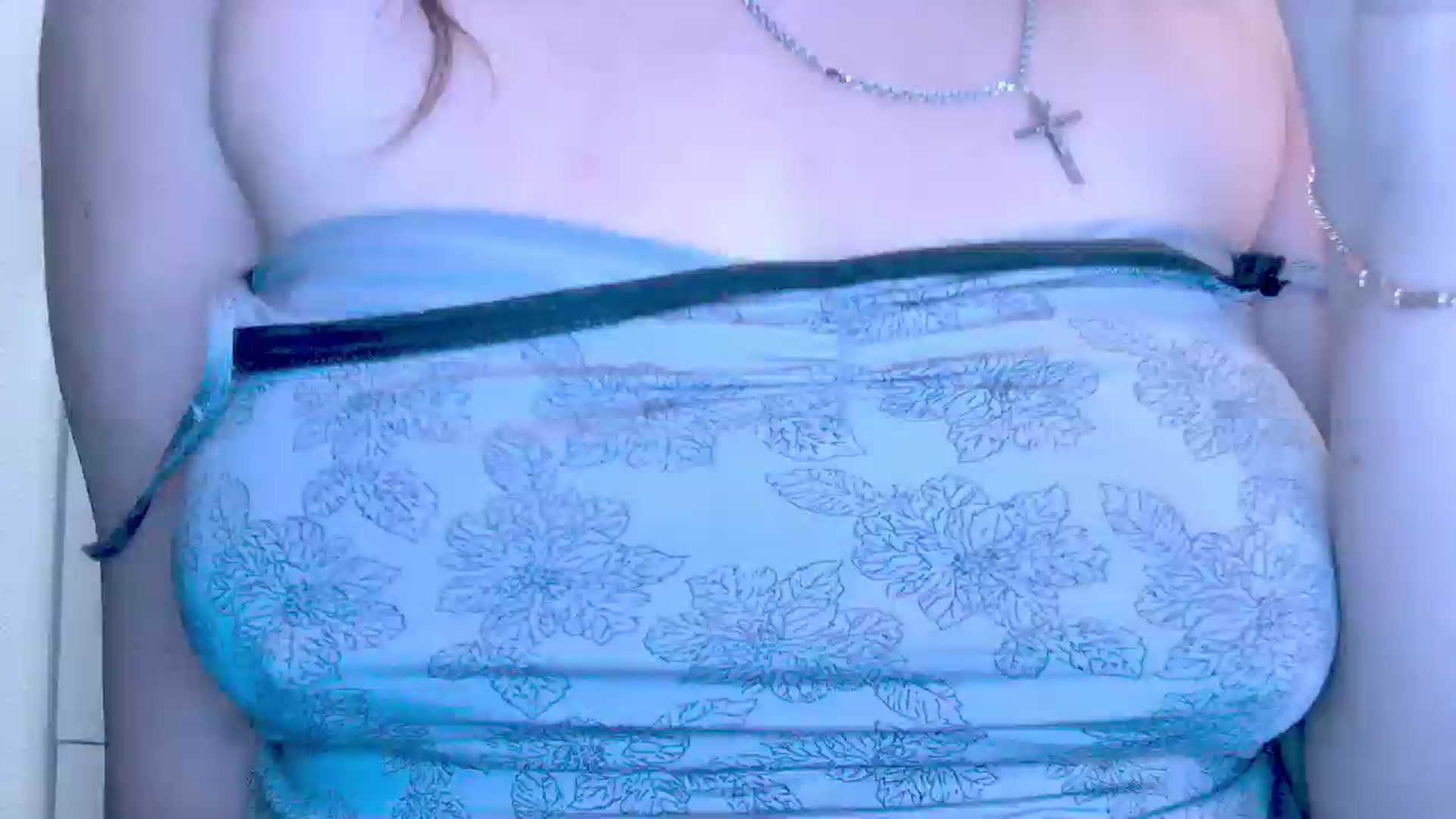 Gallery image thumbnail from Mrsfoxy's myfreecams stream on, 12/01/2025, 16:30 image 14 of 20