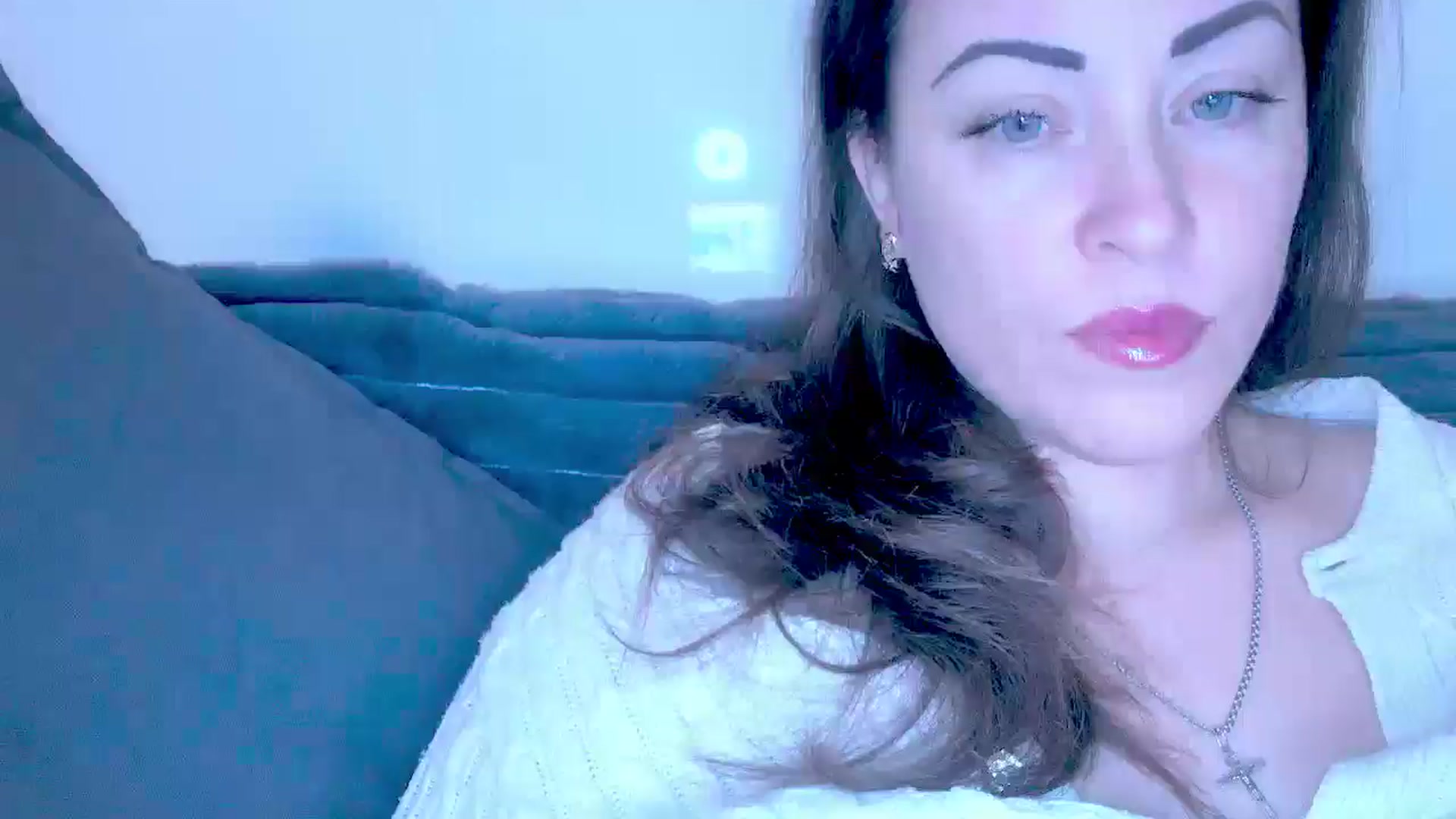 Gallery image thumbnail from Mrsfoxy's myfreecams stream on, 12/02/2025, 15:28 image 17 of 20
