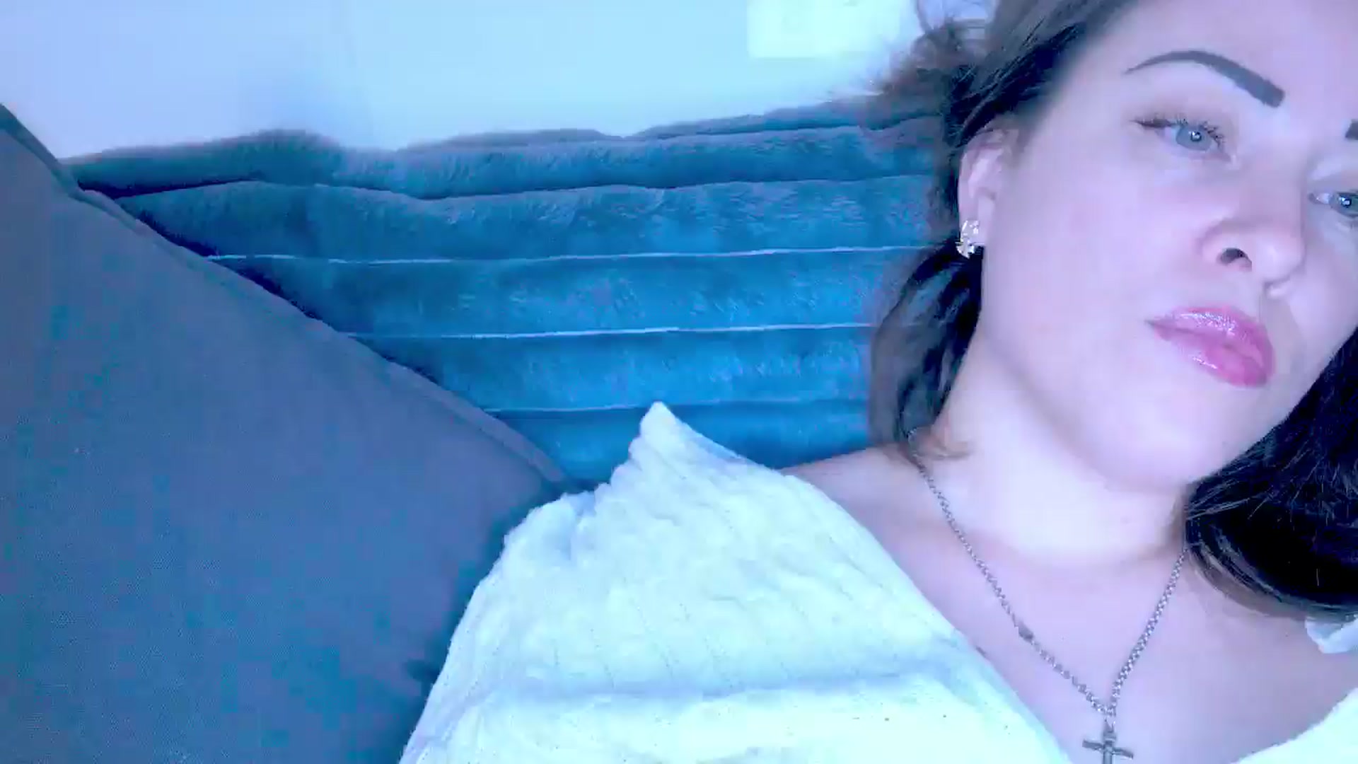 Gallery image thumbnail from Mrsfoxy's myfreecams stream on, 12/02/2025, 15:55 image 17 of 20