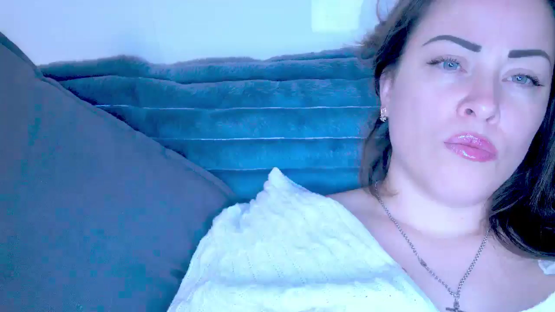 Gallery image thumbnail from Mrsfoxy's myfreecams stream on, 12/02/2025, 15:55 image 20 of 20
