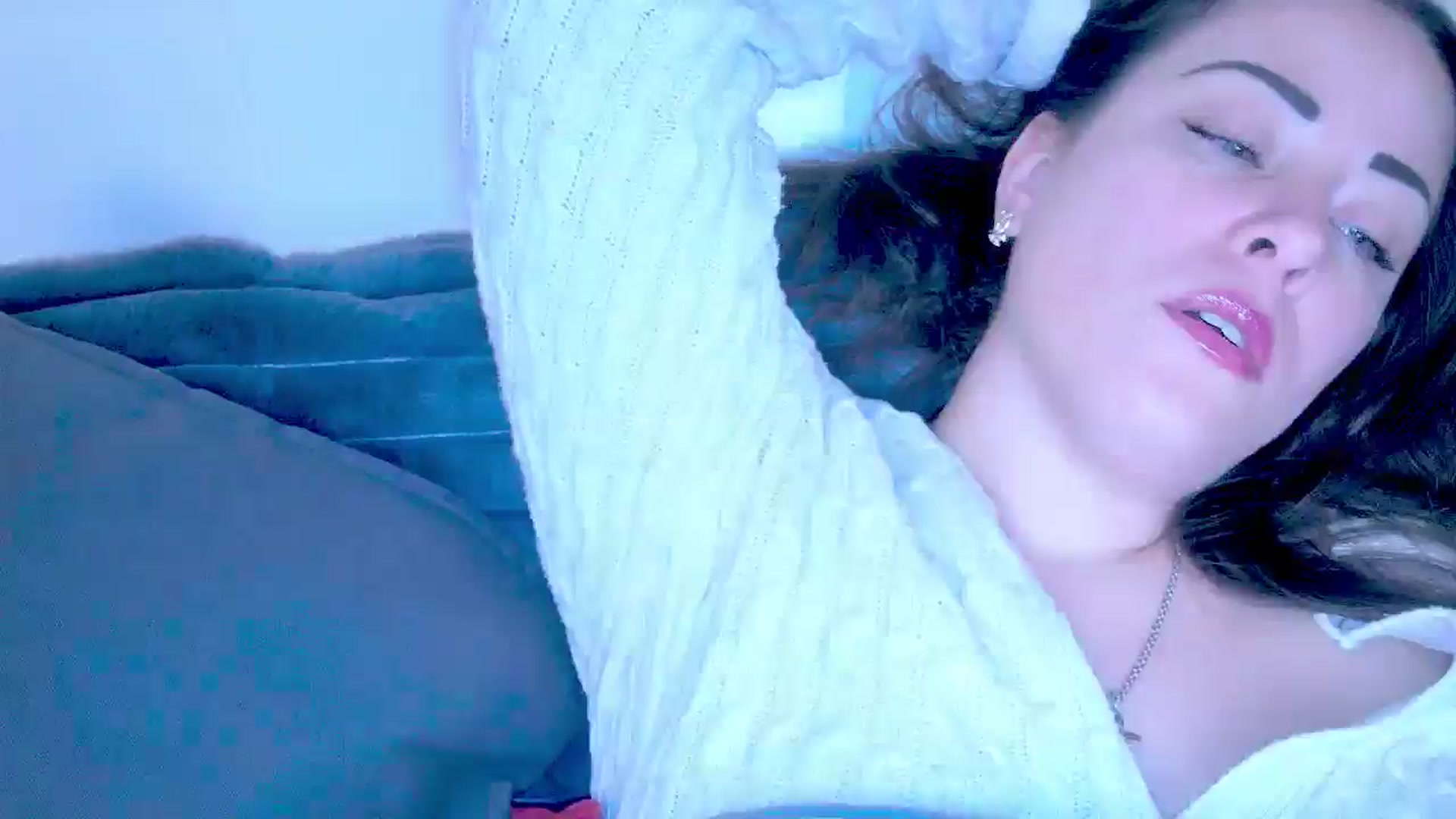 Gallery image thumbnail from Mrsfoxy's myfreecams stream on, 12/02/2025, 15:55 image 12 of 20