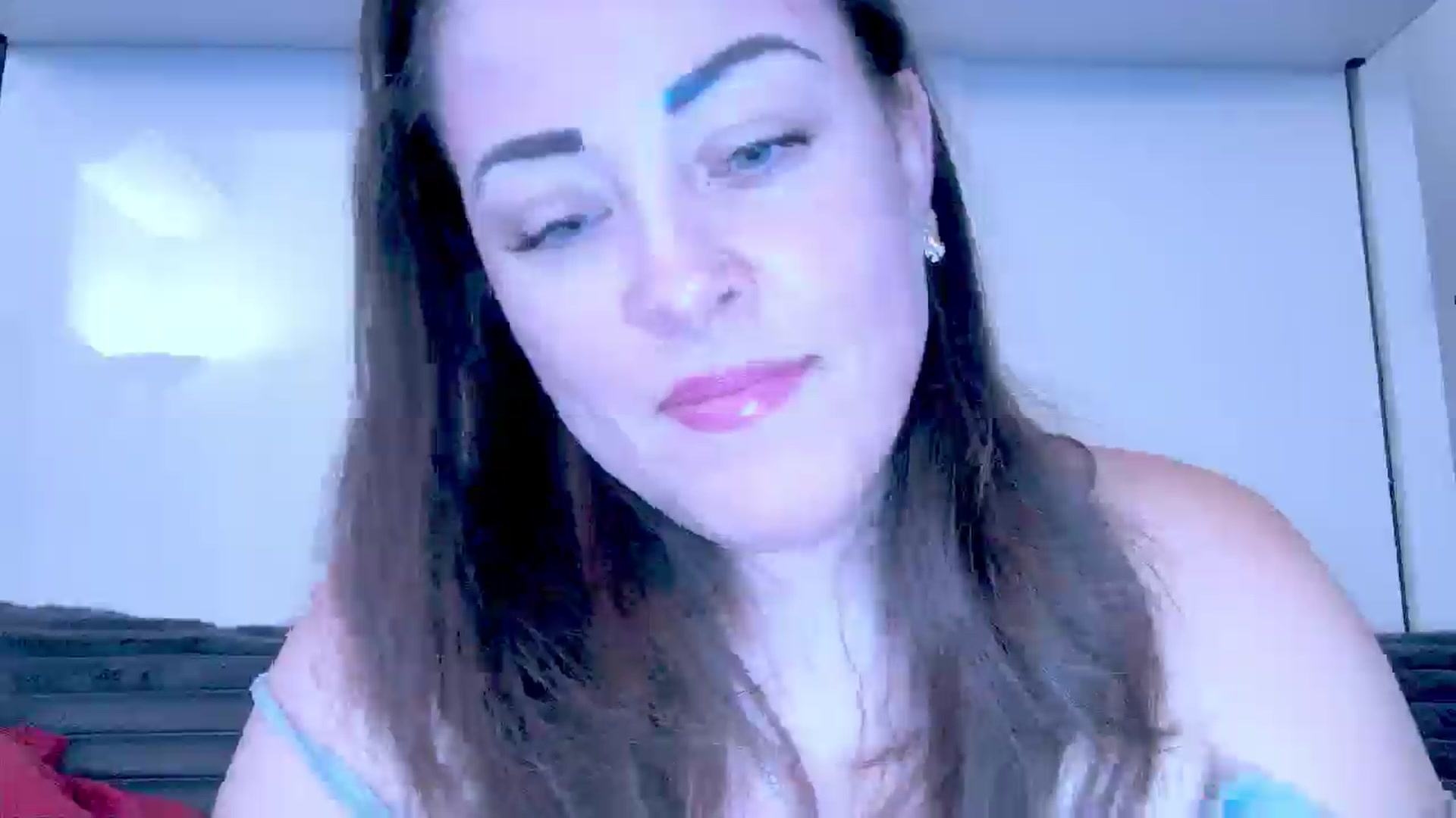 Gallery image thumbnail from Mrsfoxy's myfreecams stream on, 12/09/2025, 15:02 image 13 of 20