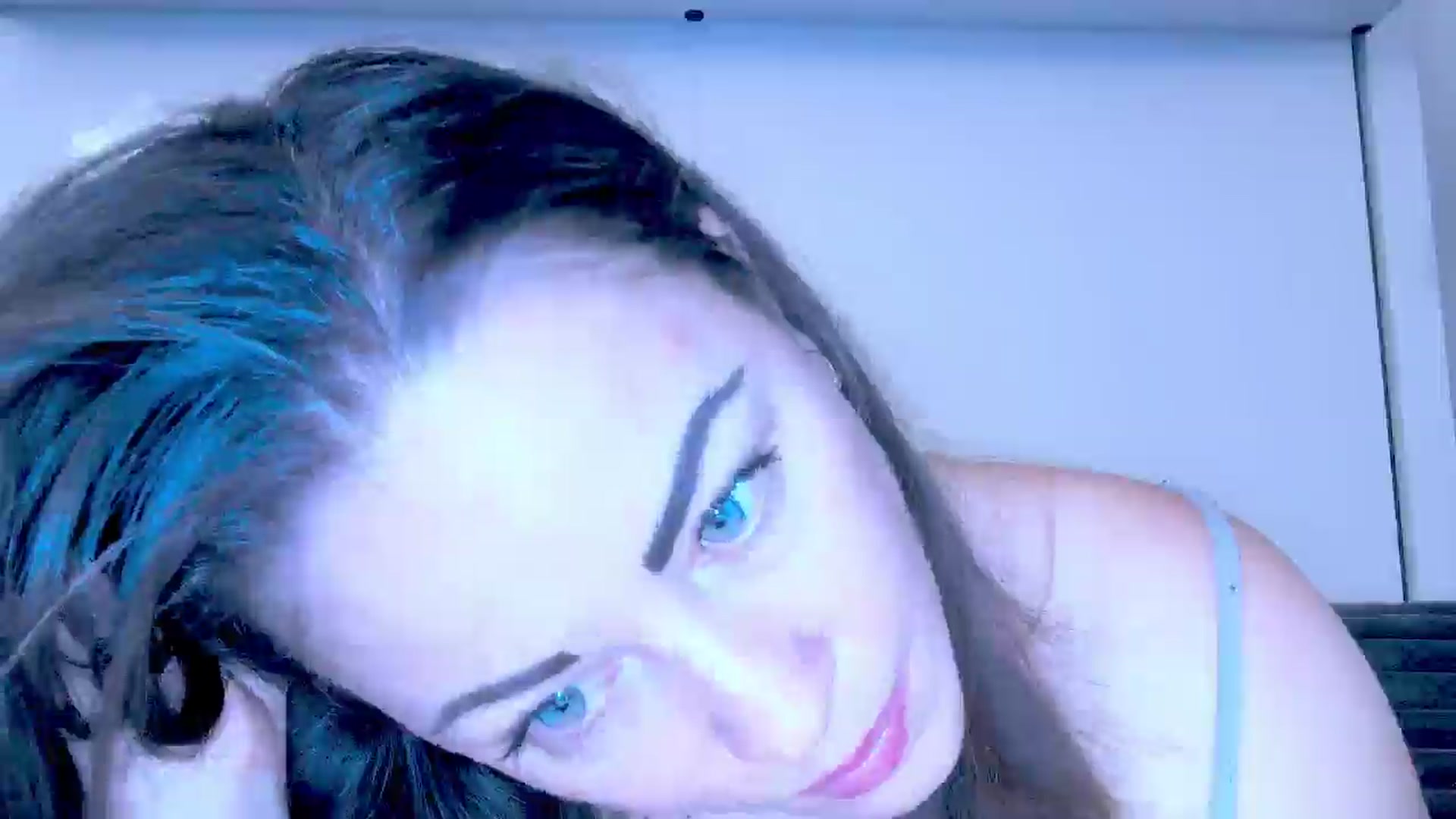 Gallery image thumbnail from Mrsfoxy's myfreecams stream on, 12/09/2025, 15:02 image 17 of 20