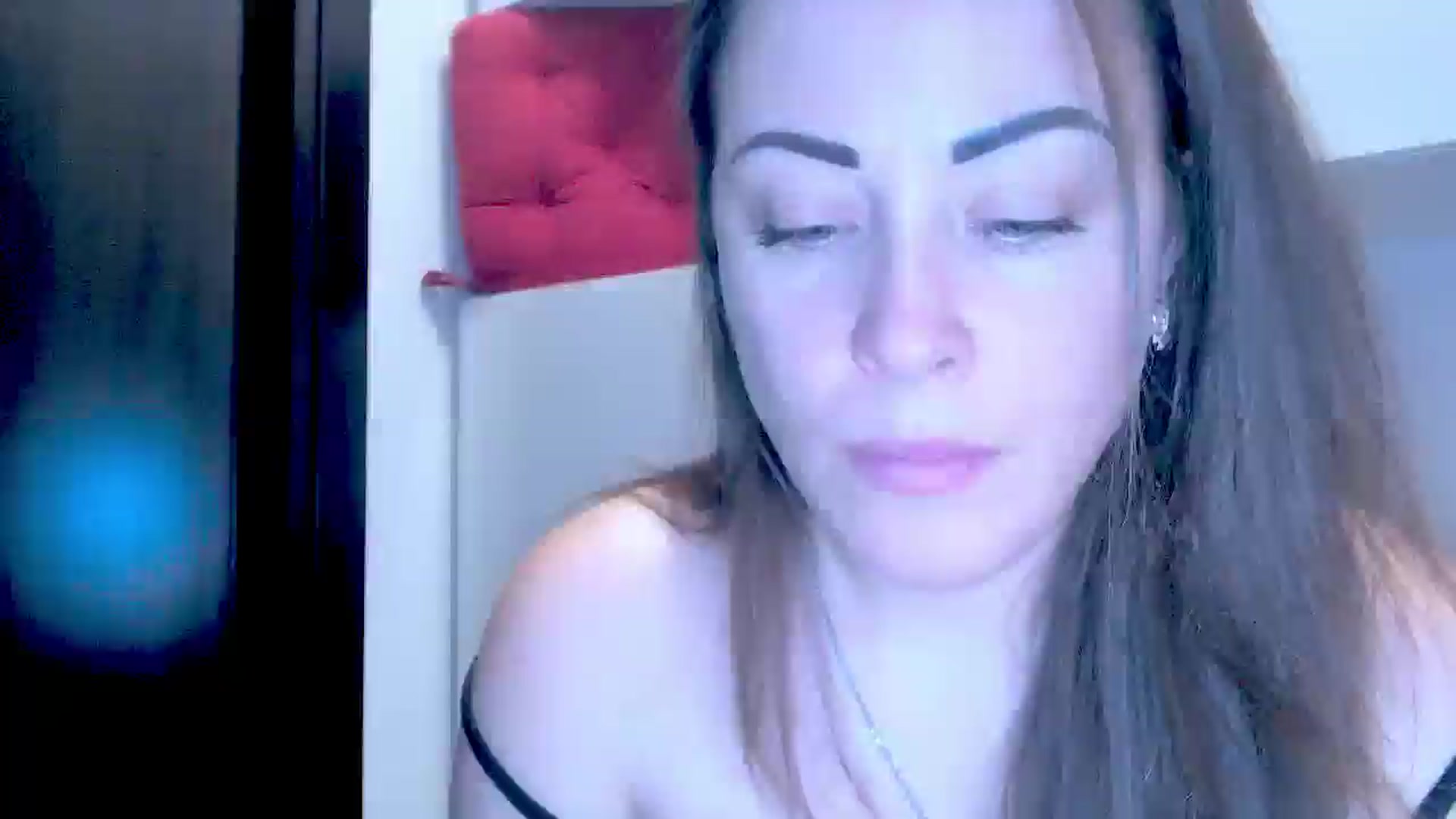 Gallery image thumbnail from Mrsfoxy's myfreecams stream on, 12/10/2025, 15:53 image 17 of 20