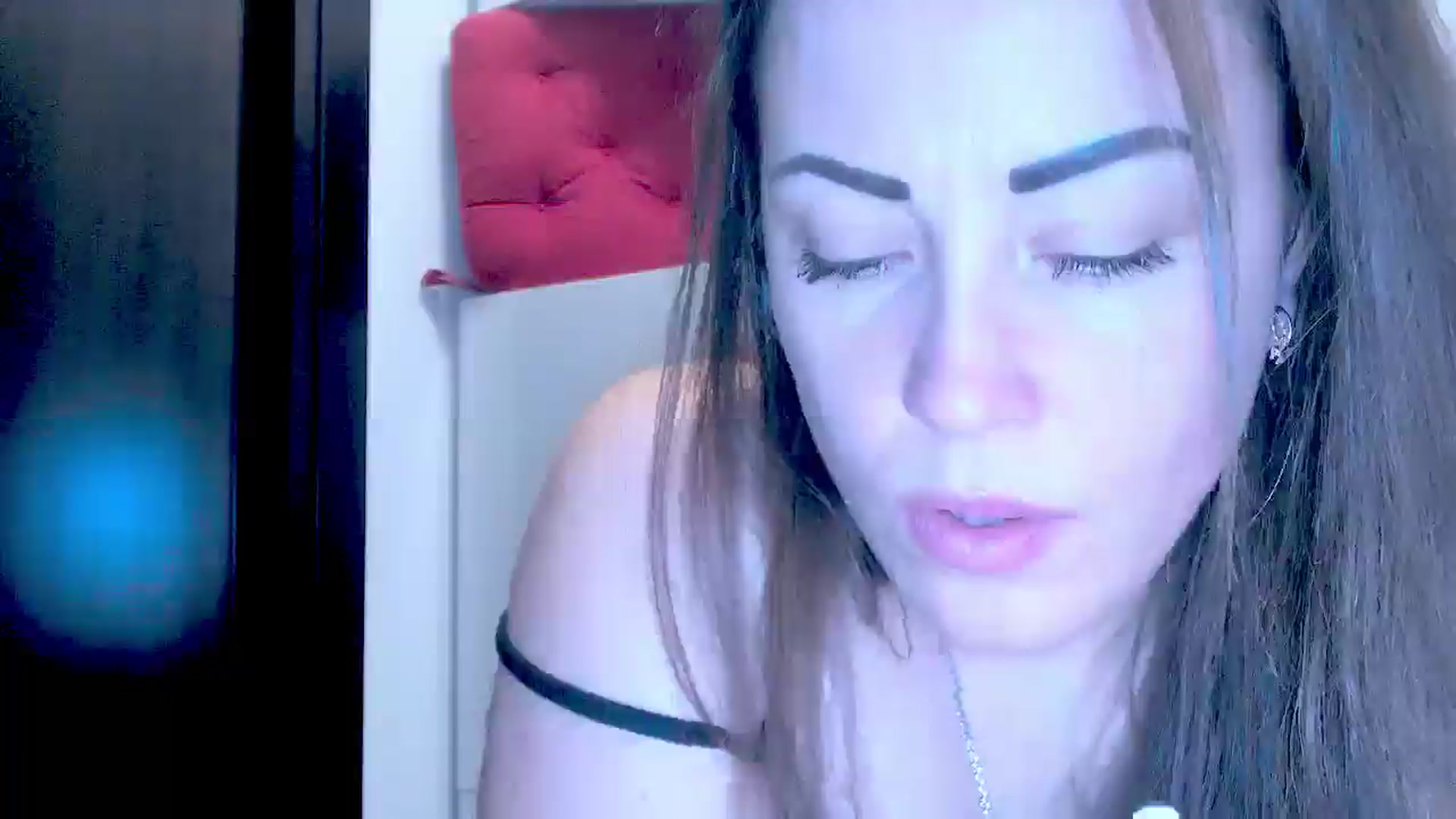 Gallery image thumbnail from Mrsfoxy's myfreecams stream on, 12/10/2025, 15:53 image 19 of 20