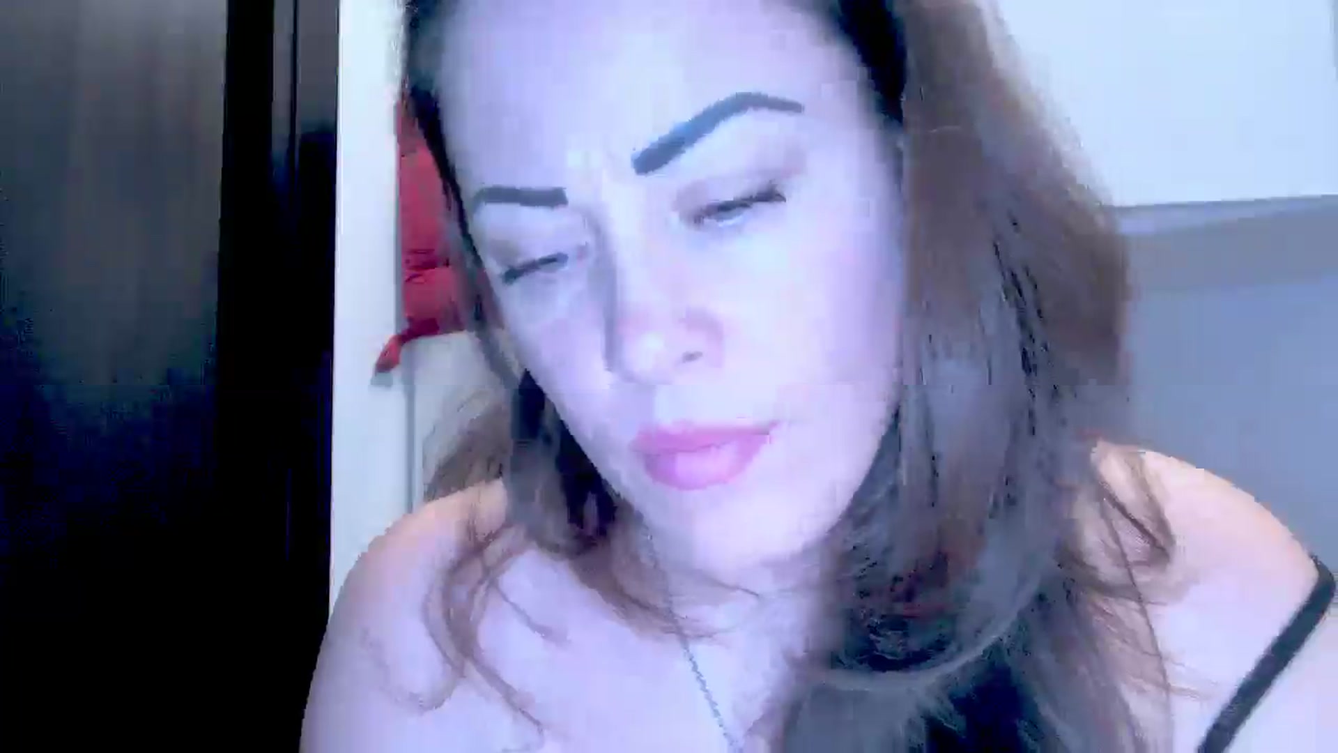 Gallery image thumbnail from Mrsfoxy's myfreecams stream on, 12/15/2025, 16:02 image 3 of 20