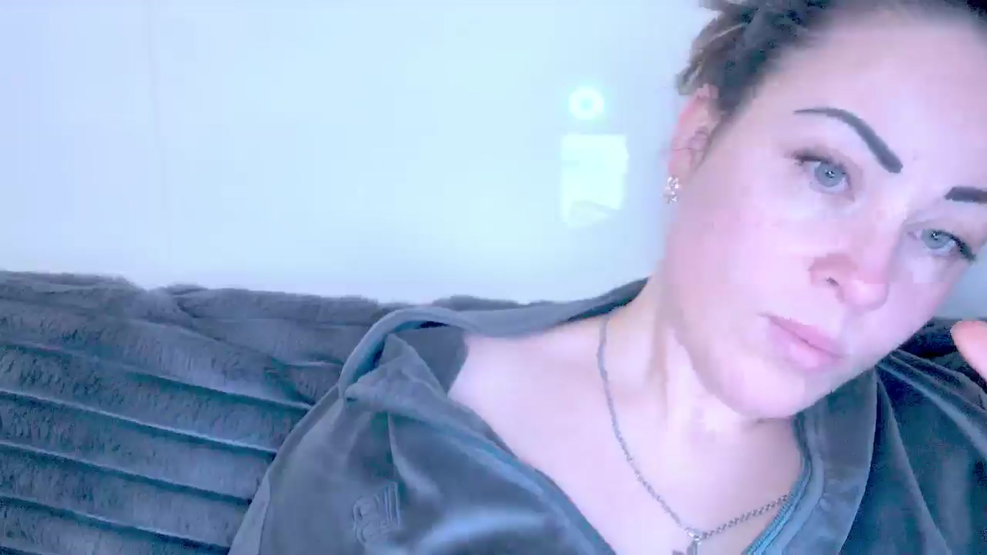Gallery image thumbnail from Mrsfoxy's myfreecams stream on, 12/16/2025, 16:27 image 8 of 20