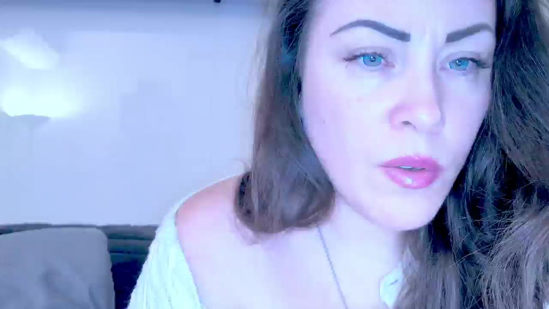 Gallery image thumbnail from Mrsfoxy's myfreecams stream on, 12/17/2025, 16:20 image 4 of 20