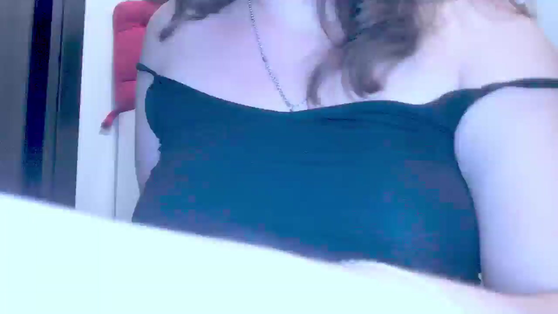 Gallery image thumbnail from Mrsfoxy's myfreecams stream on, 12/18/2025, 16:27 image 8 of 20