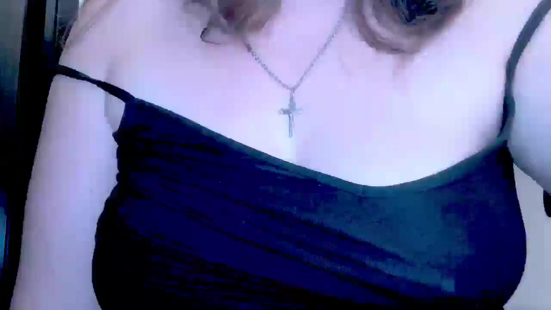 Gallery image thumbnail from Mrsfoxy's myfreecams stream on, 12/18/2025, 16:41 image 14 of 20