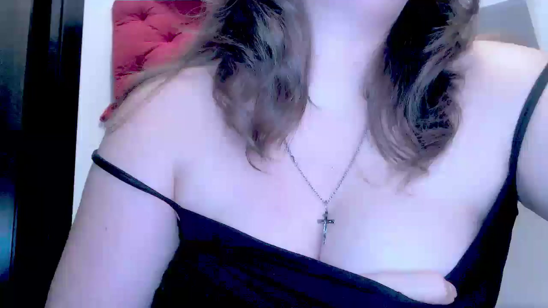 Gallery image thumbnail from Mrsfoxy's myfreecams stream on, 12/18/2025, 16:41 image 12 of 20