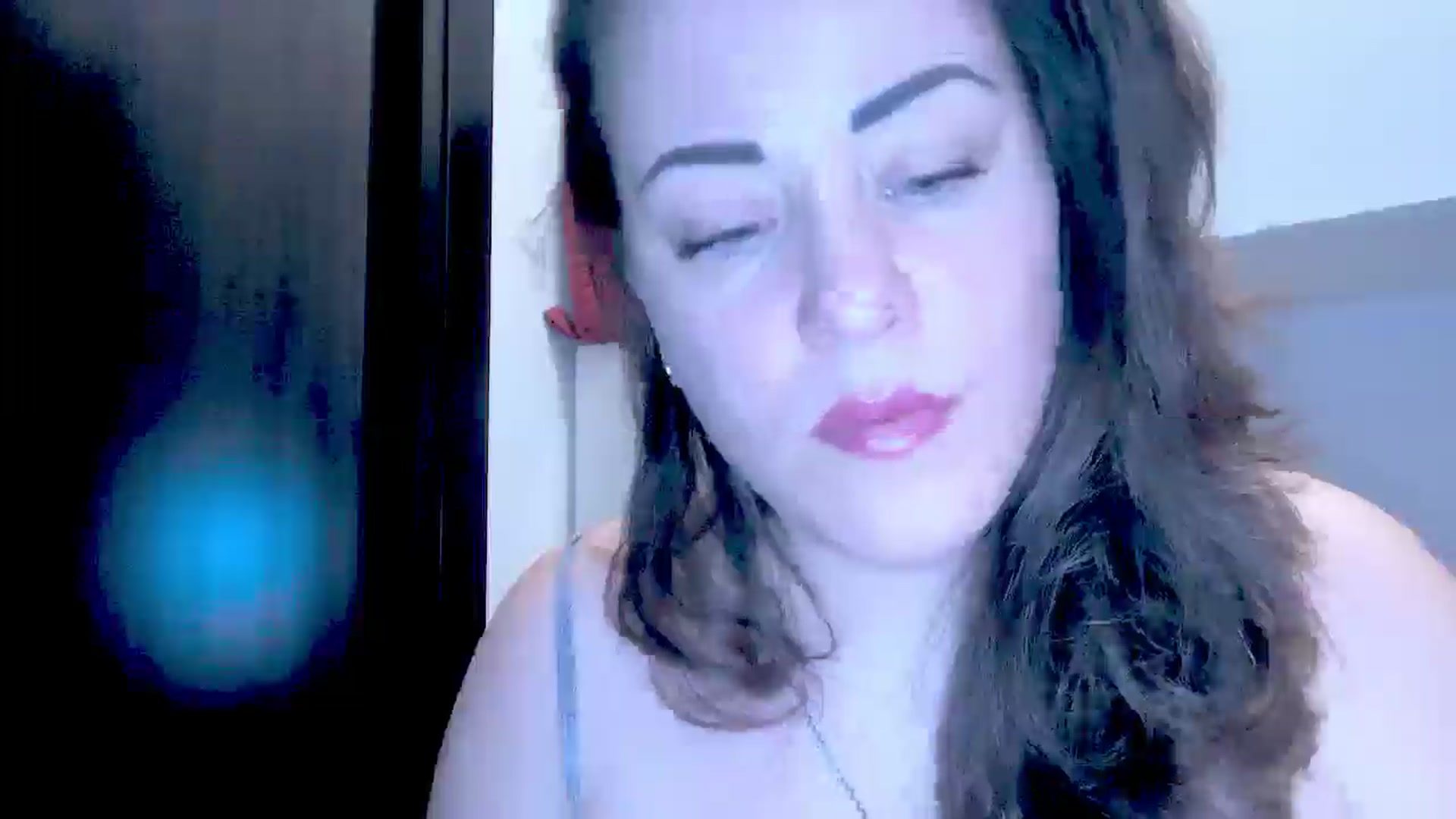 Gallery image thumbnail from Mrsfoxy's myfreecams stream on, 12/22/2025, 14:37 image 11 of 20