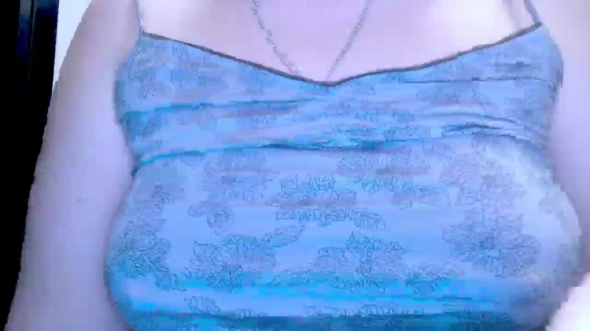 Gallery image thumbnail from Mrsfoxy's myfreecams stream on, 12/22/2025, 15:57 image 12 of 20