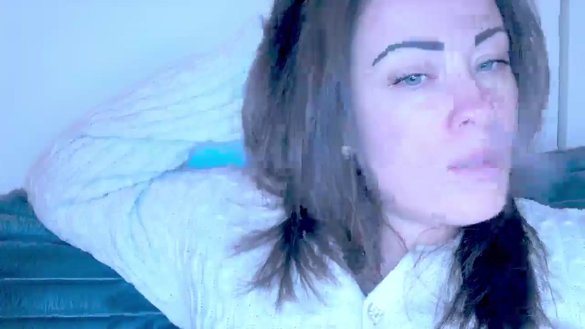 Gallery image thumbnail from Mrsfoxy's myfreecams stream on, 12/23/2025, 15:52 image 14 of 20