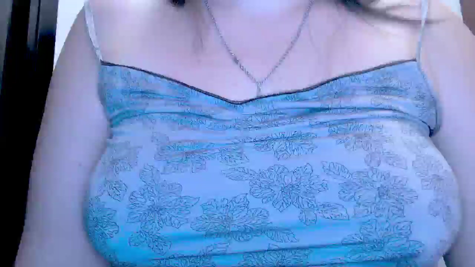 Gallery image thumbnail from Mrsfoxy's myfreecams stream on, 12/26/2025, 16:32 image 17 of 20