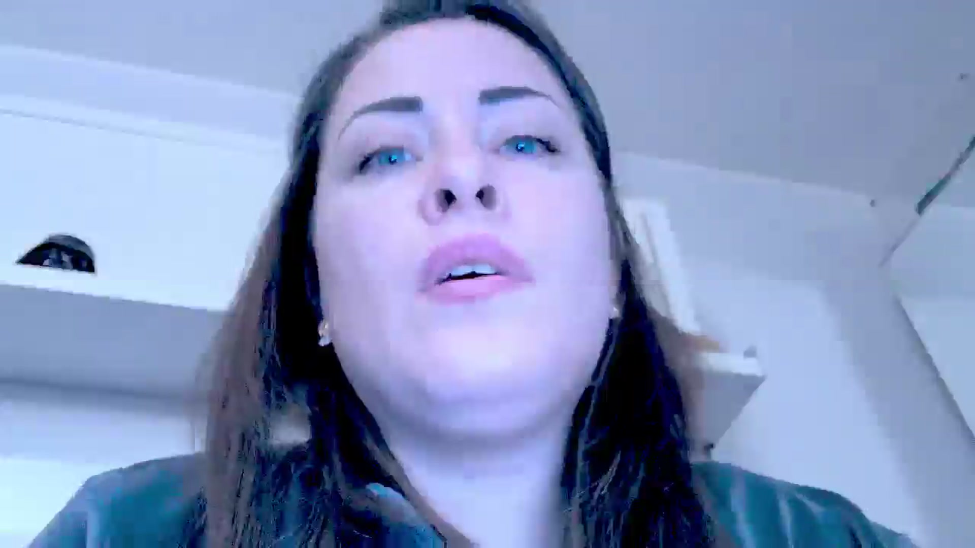 Gallery image thumbnail from Mrsfoxy's myfreecams stream on, 12/29/2025, 16:29 image 3 of 20