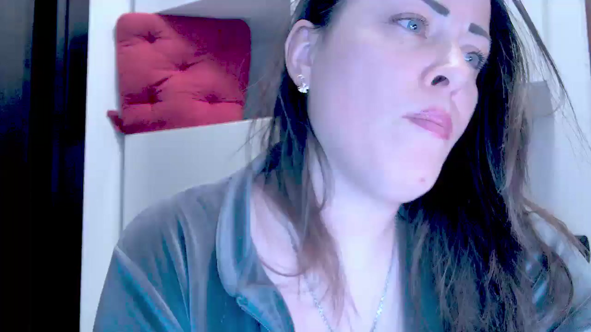 Gallery image thumbnail from Mrsfoxy's myfreecams stream on, 01/05/2026, 16:45 image 4 of 20
