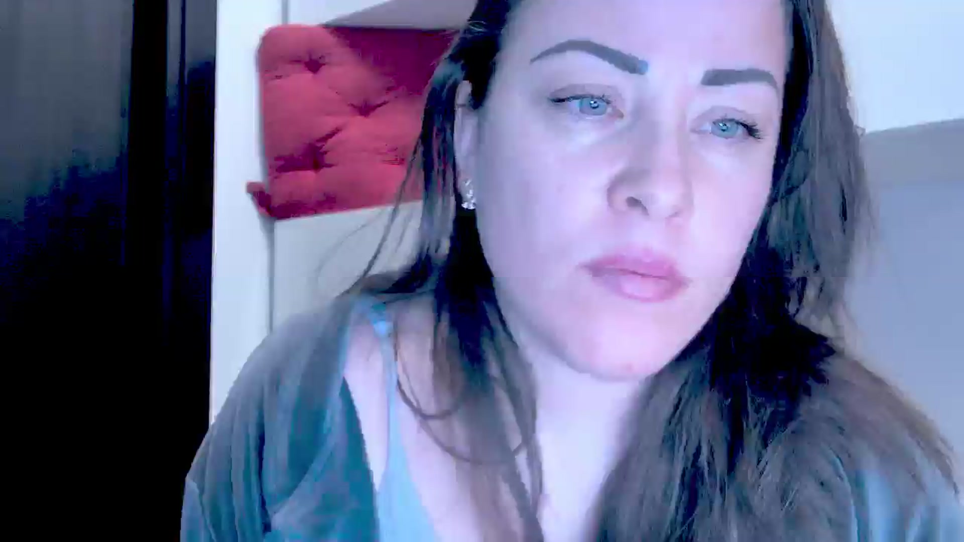 Gallery image thumbnail from Mrsfoxy's myfreecams stream on, 01/05/2026, 16:45 image 13 of 20