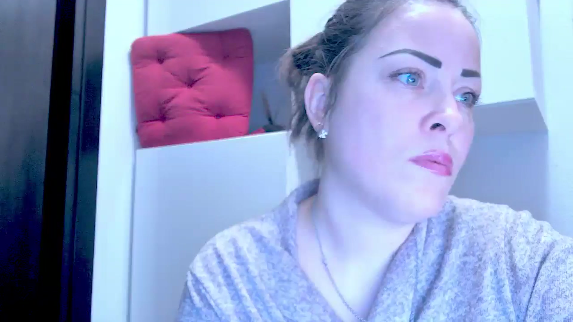 Gallery image thumbnail from Mrsfoxy's myfreecams stream on, 01/07/2026, 15:41 image 3 of 20