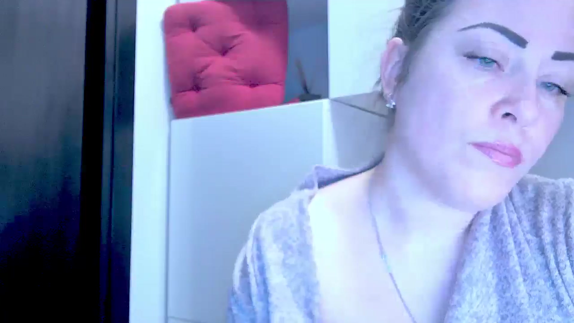 Gallery image thumbnail from Mrsfoxy's myfreecams stream on, 01/07/2026, 16:19 image 4 of 20