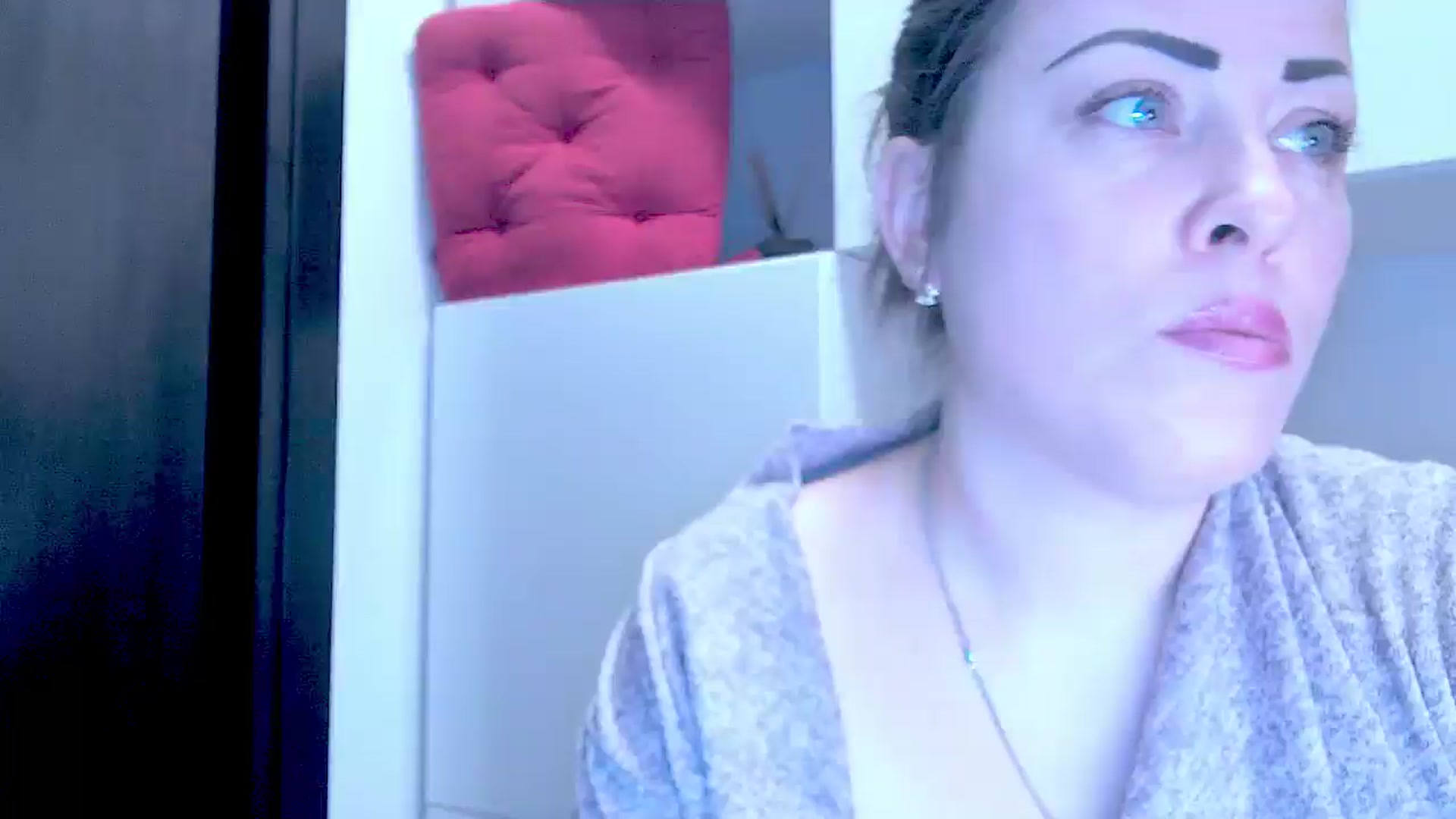 Gallery image thumbnail from Mrsfoxy's myfreecams stream on, 01/07/2026, 16:19 image 9 of 20