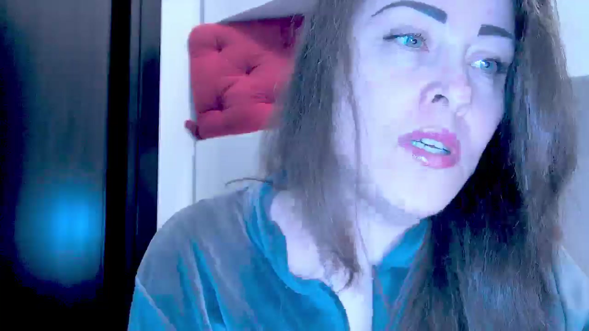 Gallery image thumbnail from Mrsfoxy's myfreecams stream on, 01/12/2026, 15:04 image 8 of 20