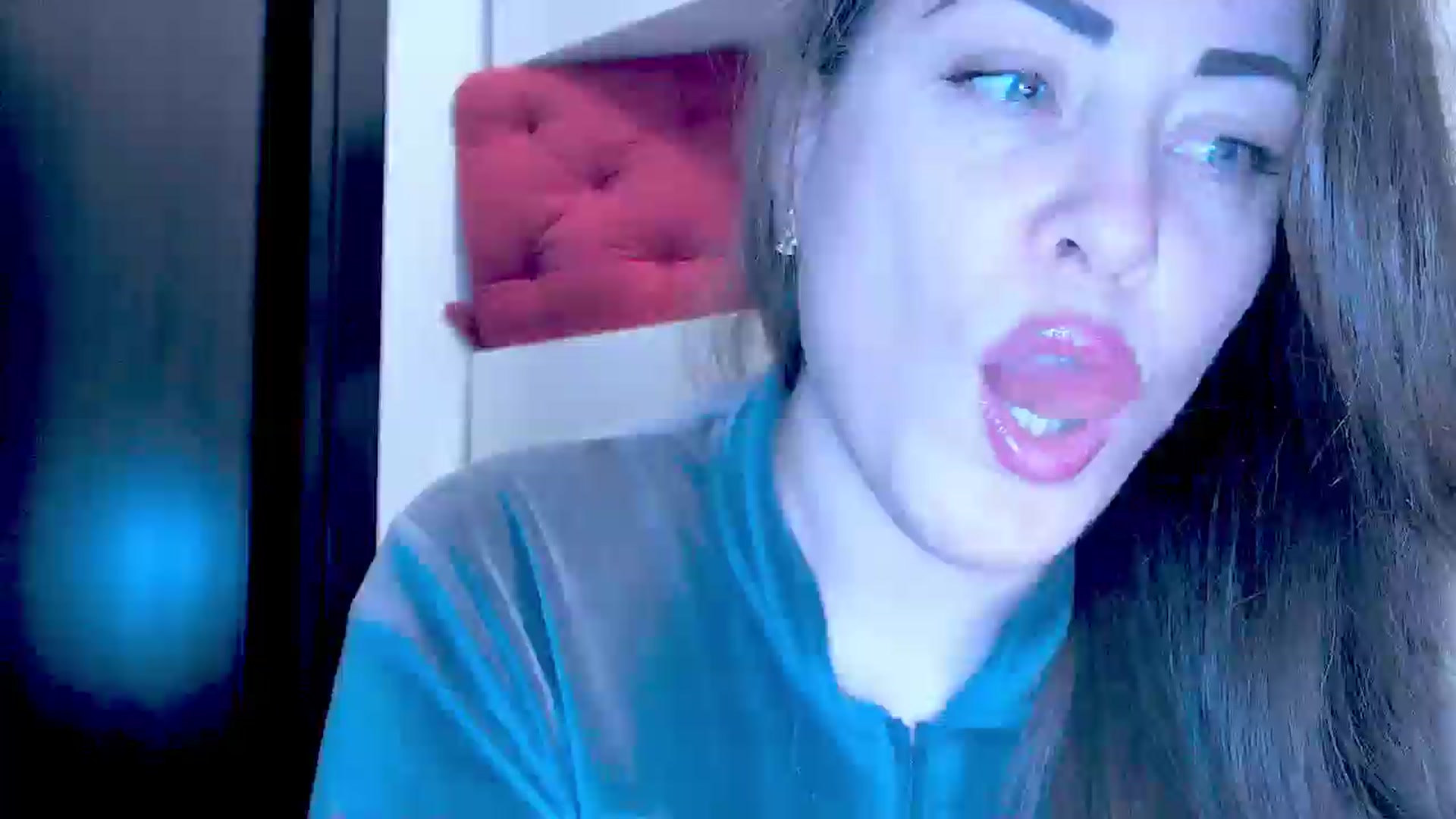 Gallery image thumbnail from Mrsfoxy's myfreecams stream on, 01/12/2026, 15:04 image 5 of 20