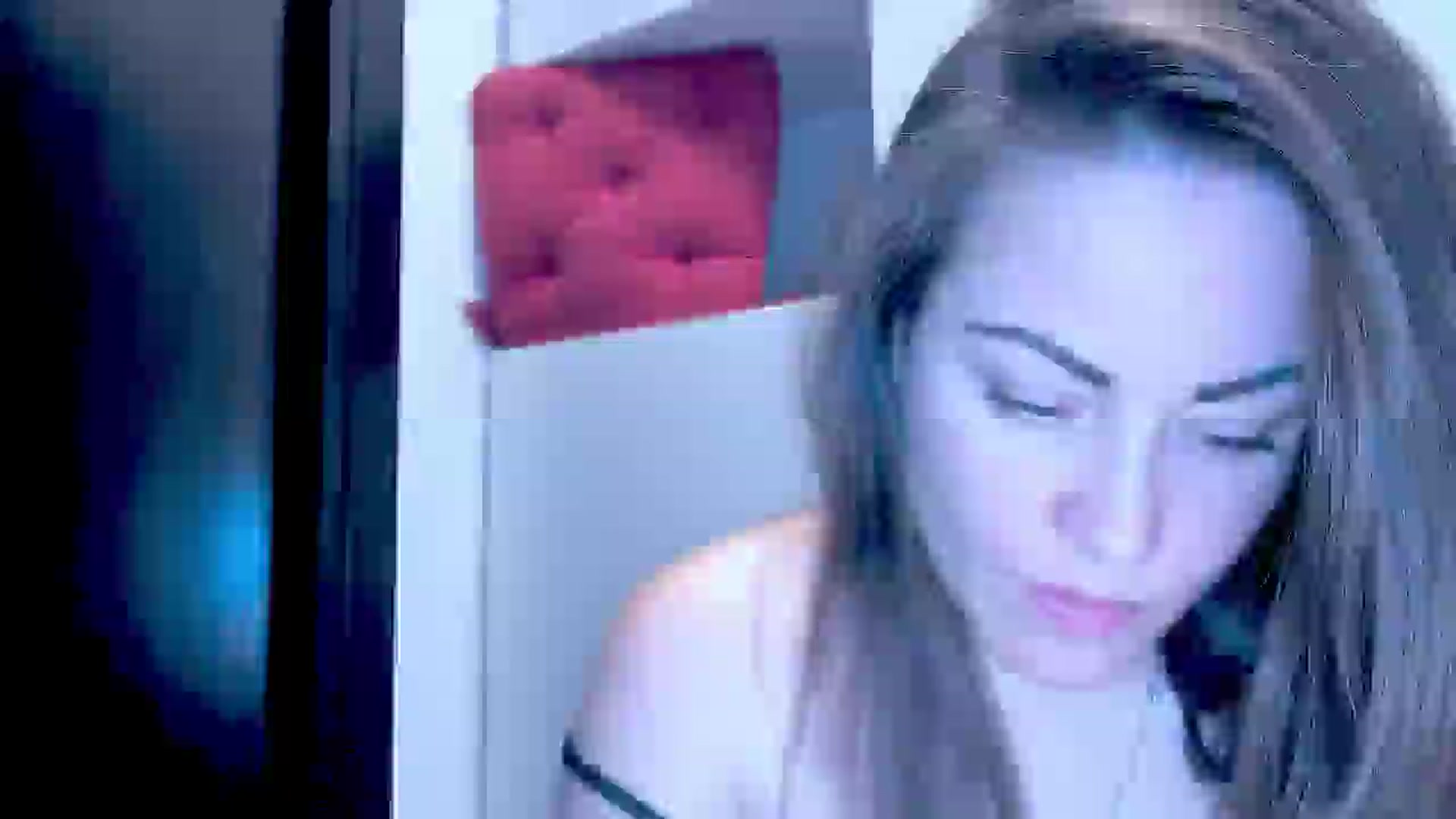 Gallery image thumbnail from Mrsfoxy's myfreecams stream on, 01/12/2026, 16:35 image 13 of 20