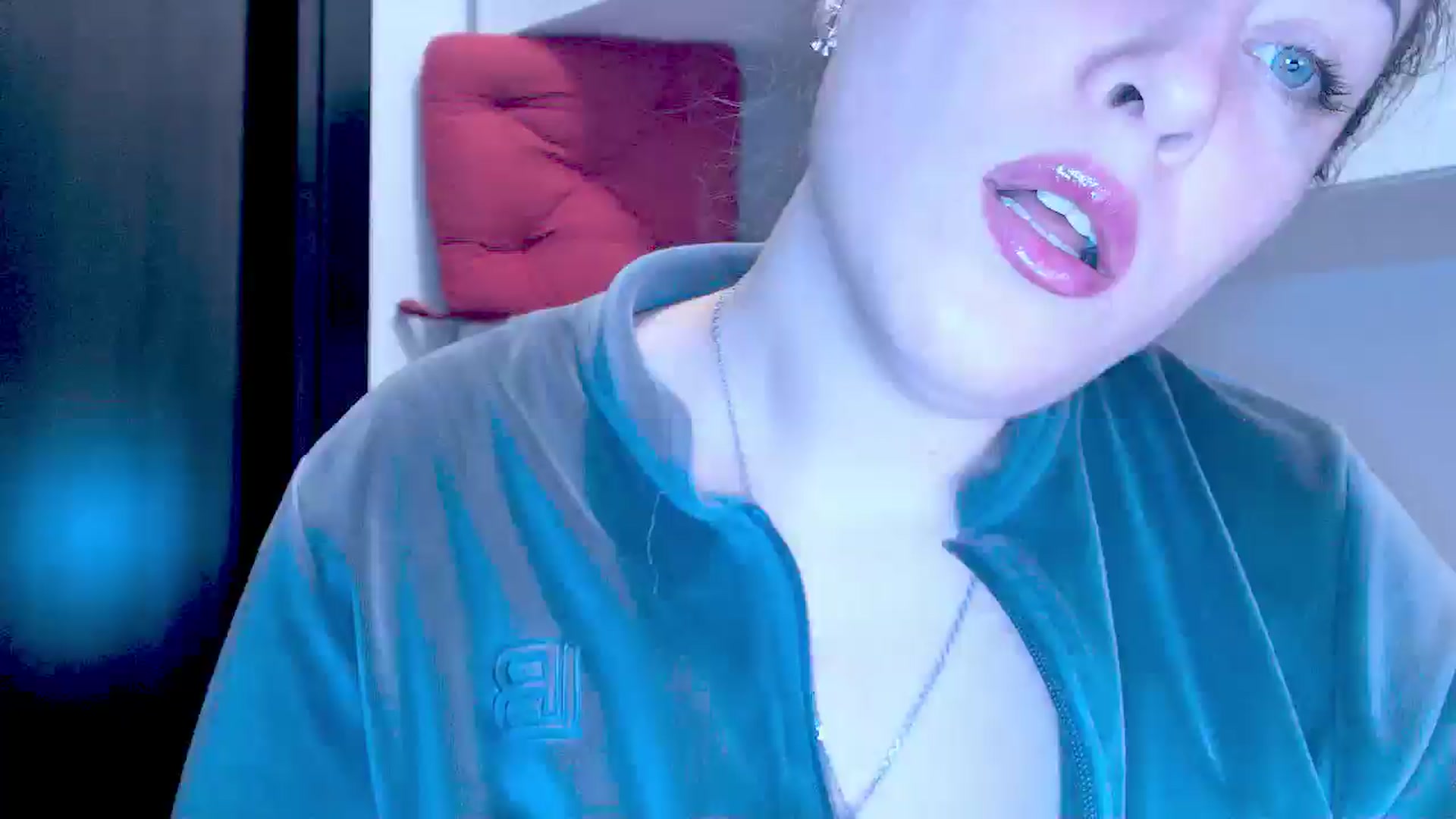 Gallery image thumbnail from Mrsfoxy's myfreecams stream on, 01/14/2026, 14:39 image 20 of 20