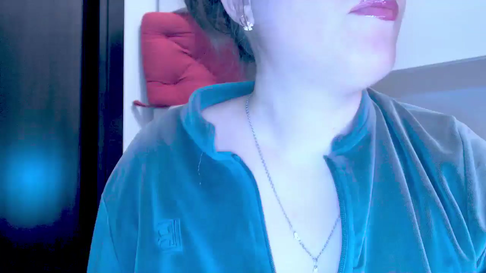 Gallery image thumbnail from Mrsfoxy's myfreecams stream on, 01/14/2026, 14:39 image 4 of 20