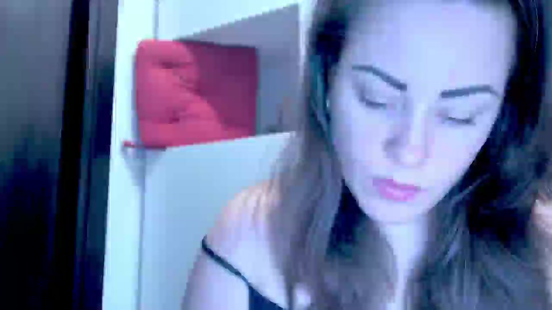 Gallery image thumbnail from Mrsfoxy's myfreecams stream on, 01/14/2026, 16:25 image 10 of 20