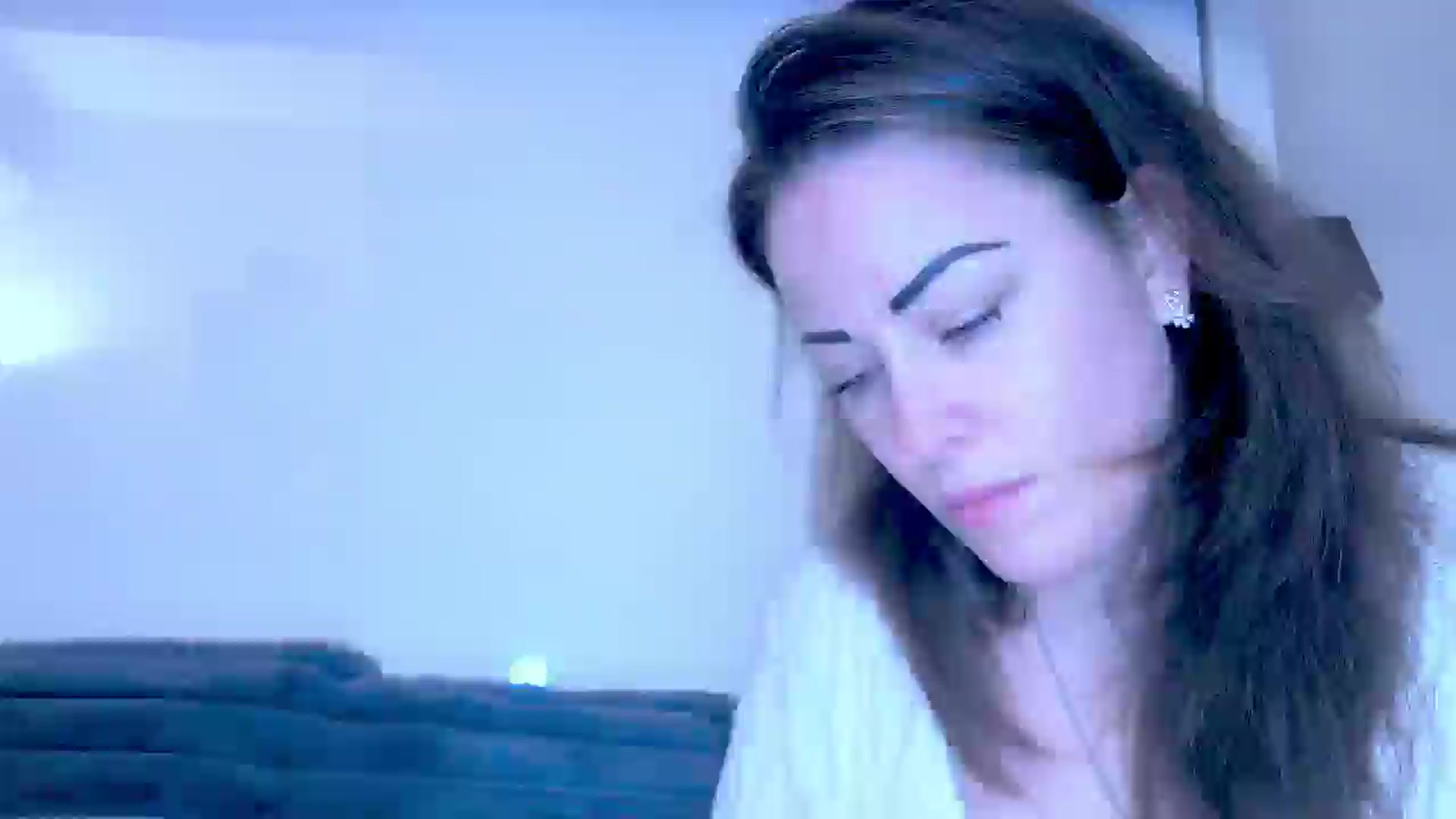 Gallery image thumbnail from Mrsfoxy's myfreecams stream on, 01/15/2026, 14:38 image 19 of 20