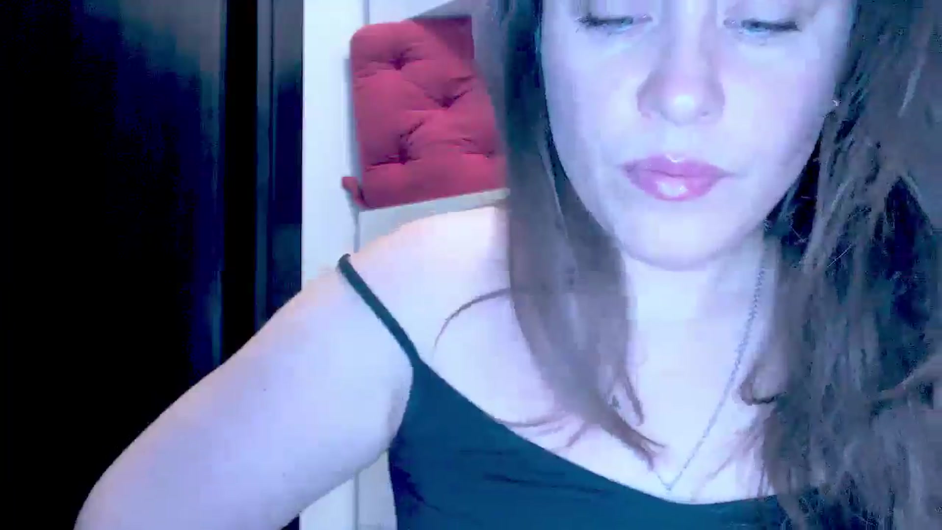 Gallery image thumbnail from Mrsfoxy's myfreecams stream on, 01/16/2026, 15:36 image 16 of 20